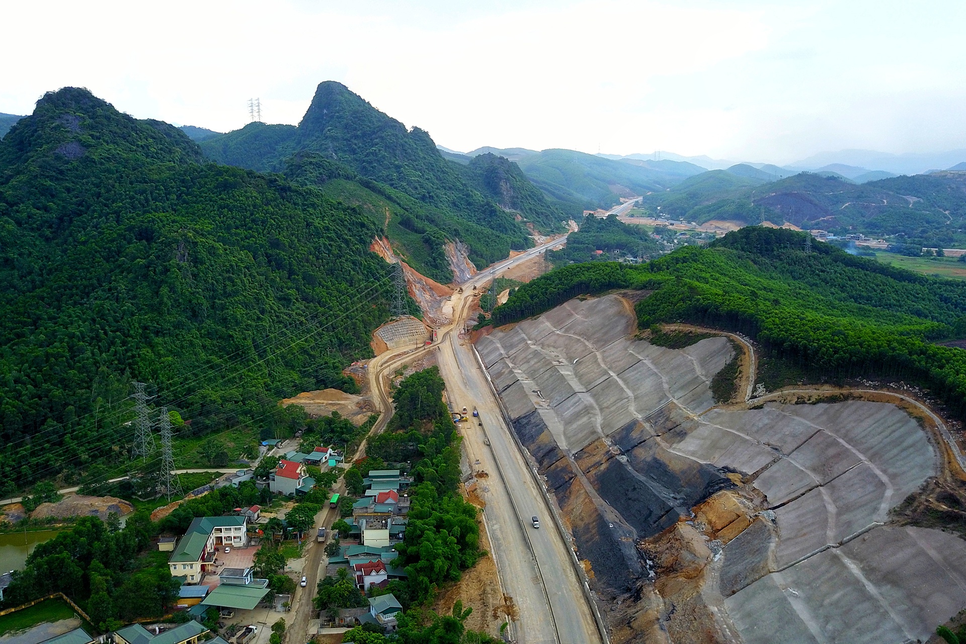 huyen Van Don co cao toc moi anh 20