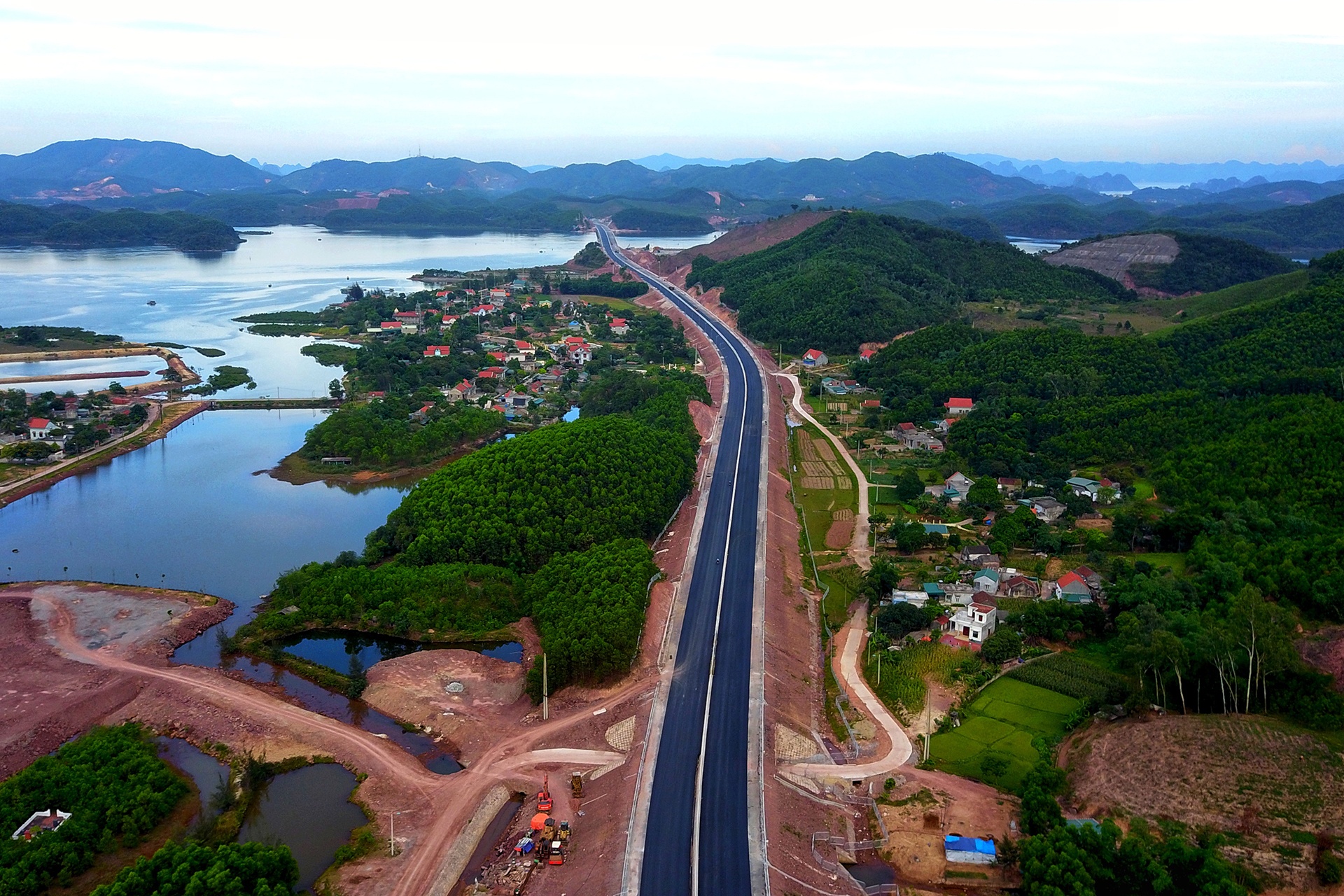 huyen Van Don co cao toc moi anh 21