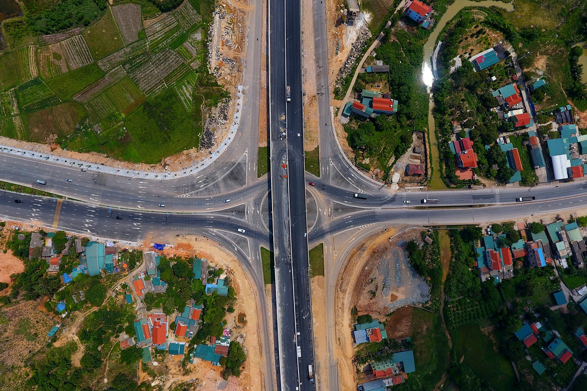 huyen Van Don co cao toc moi anh 7