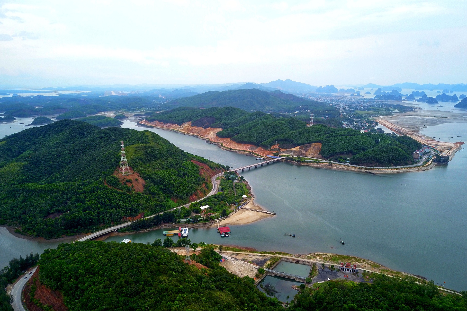 huyen Van Don co cao toc moi anh 41