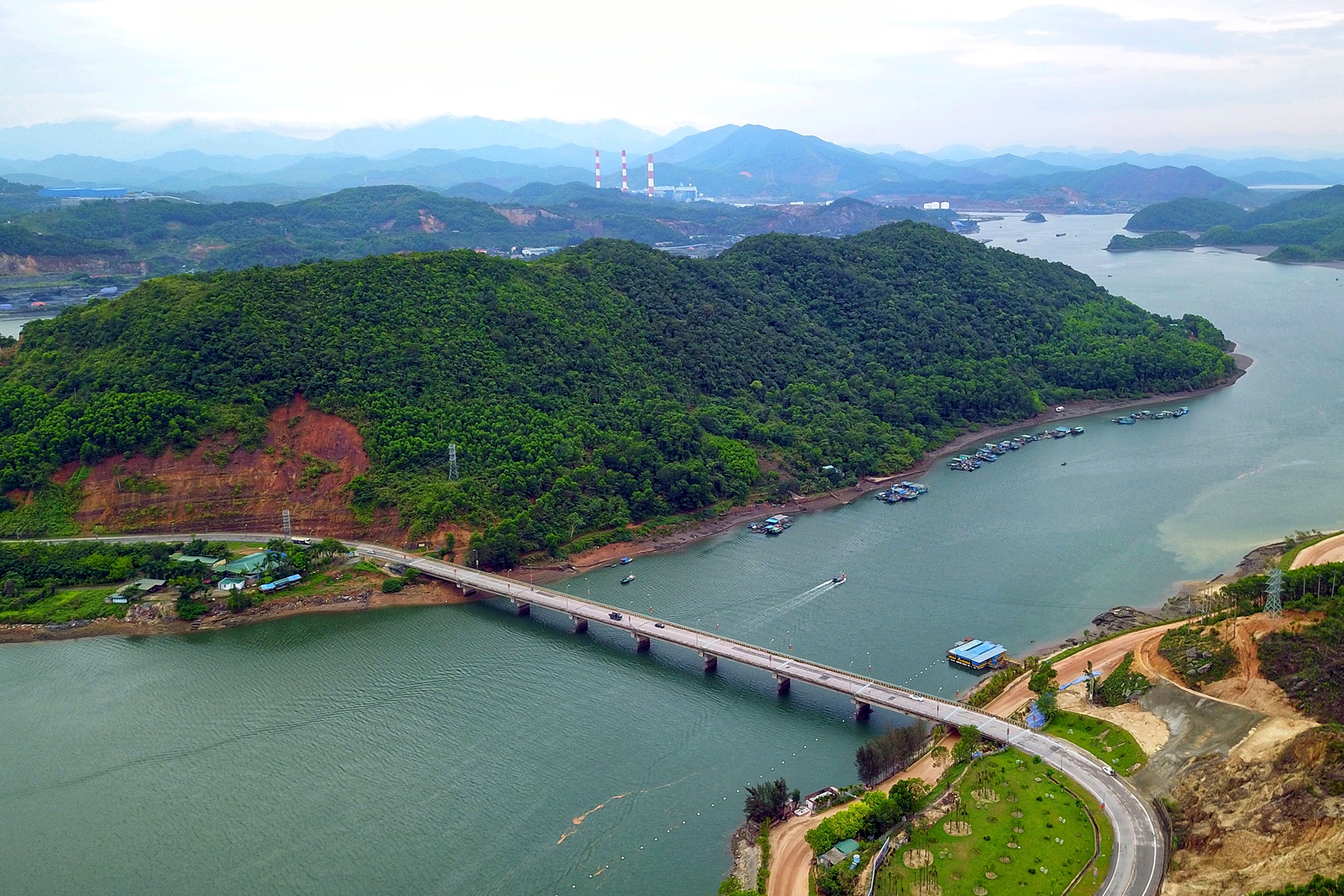 huyen Van Don co cao toc moi anh 43