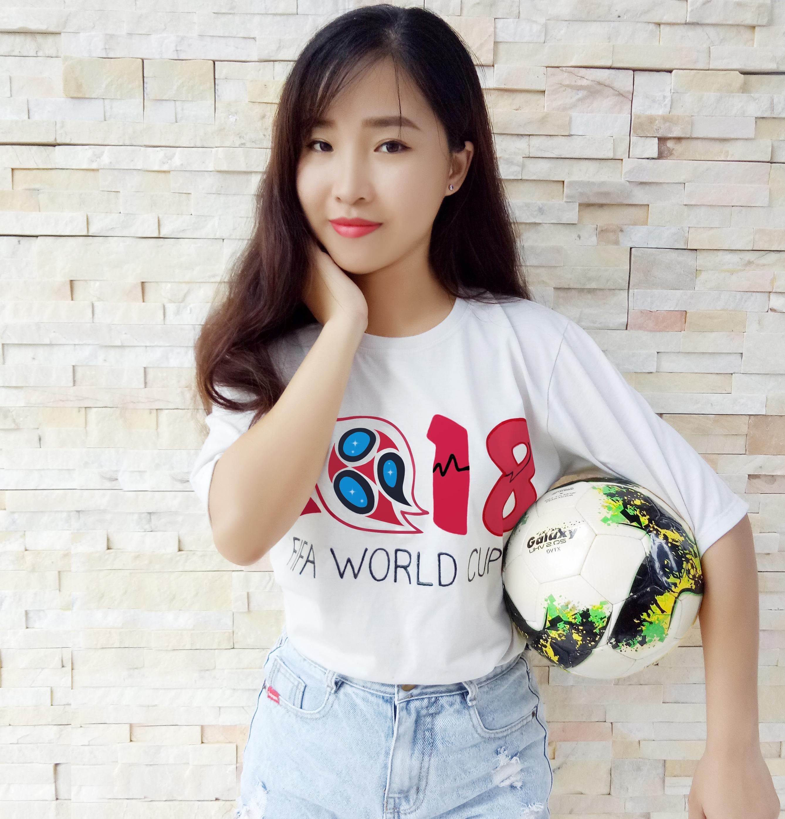 thieu nu mua World Cup anh 6