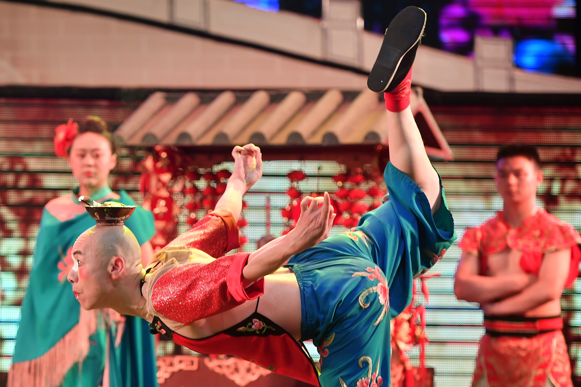 xem Xuyen kich doi mat na o Tu Xuyen Trung Quoc anh 14