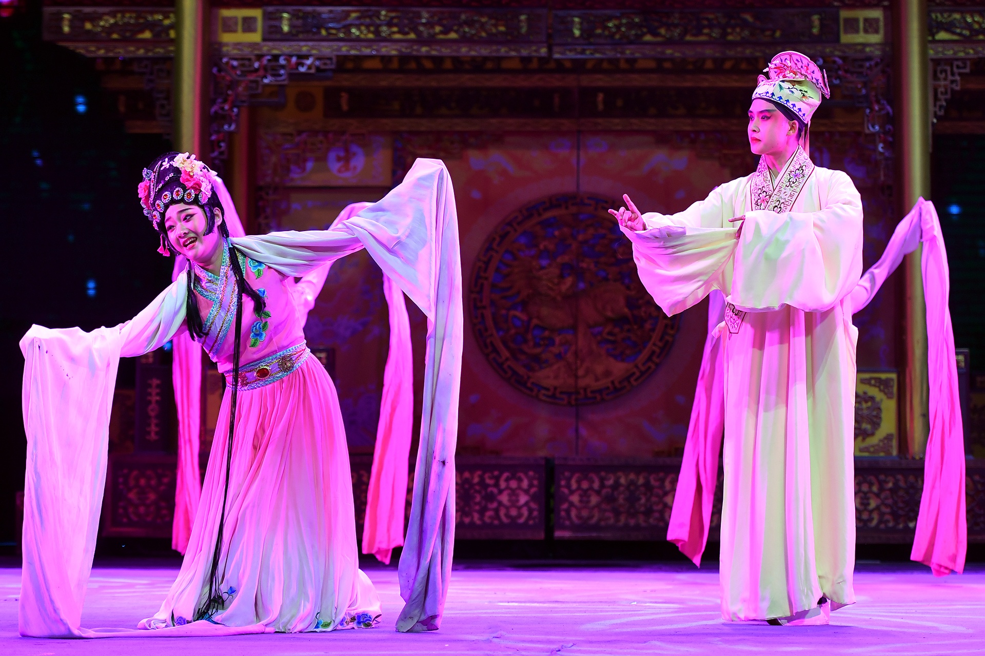 xem Xuyen kich doi mat na o Tu Xuyen Trung Quoc anh 19