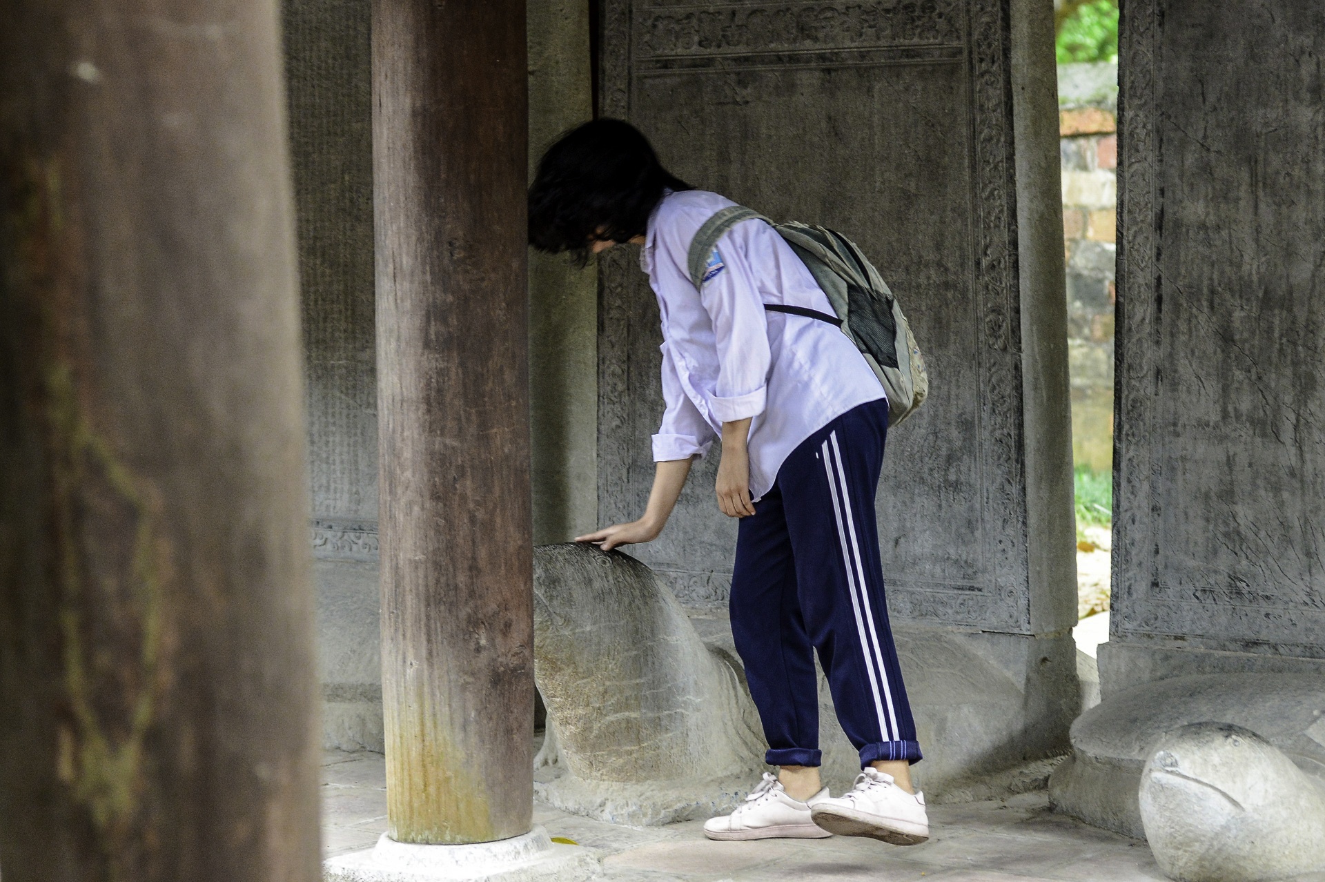 si tu cau may tai Van Mieu anh 9