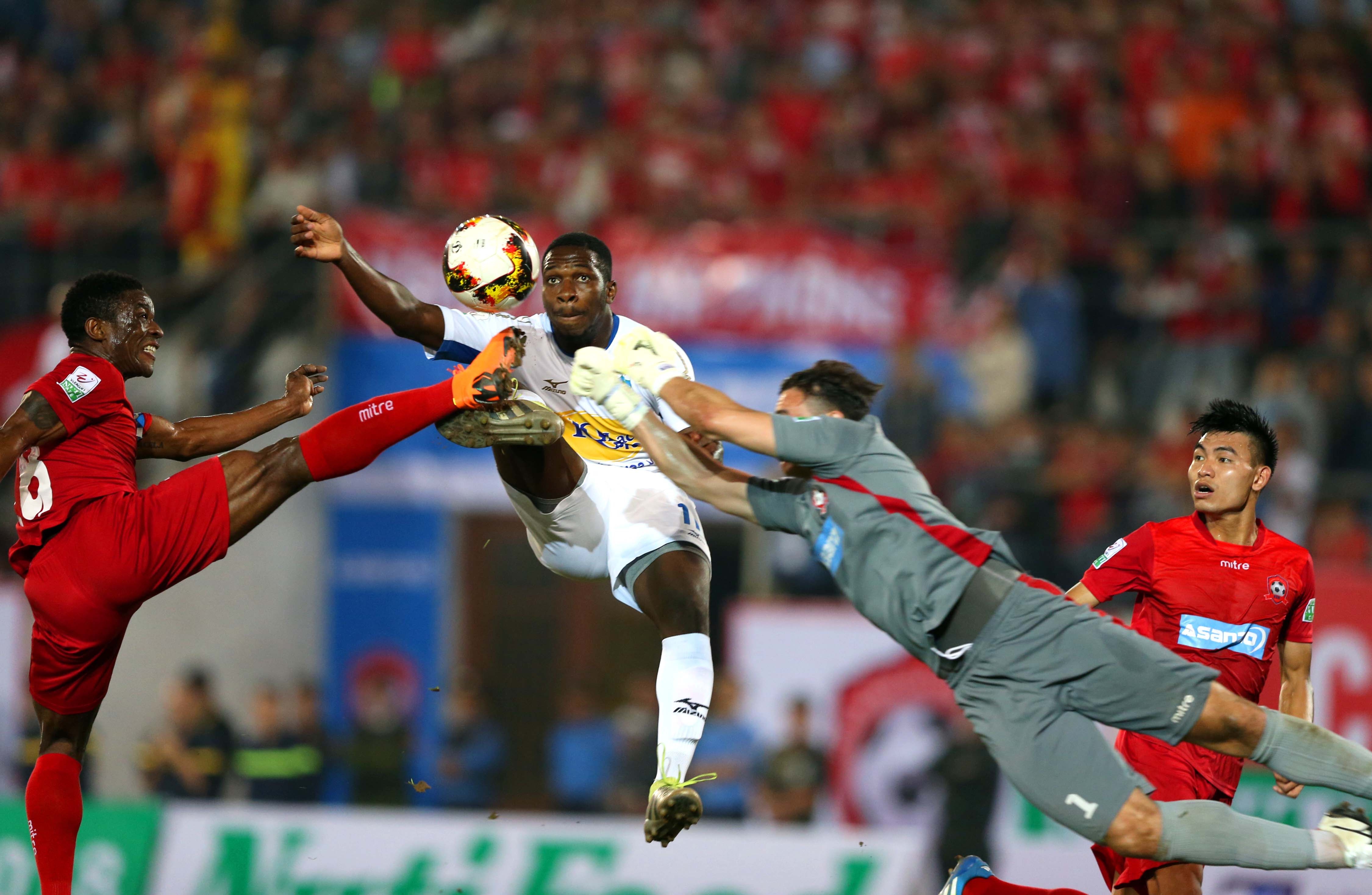 Nhung tac pham anh cua giam khao 'Song cung World Cup' Quang Minh hinh anh