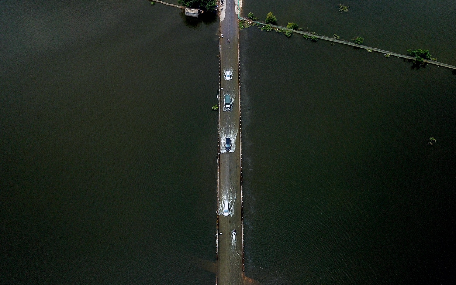 ngap tinh lo 421B o Can Huu anh 3