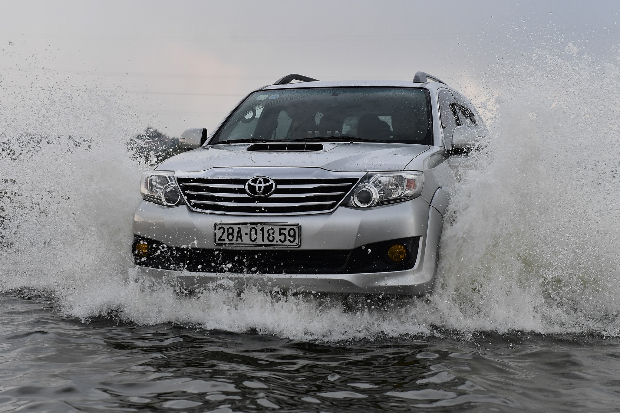 ngập tỉnh lộ 421B ở Cấn Hữu ảnh 13 ngap tinh lo 421B o Can Huu anh 13