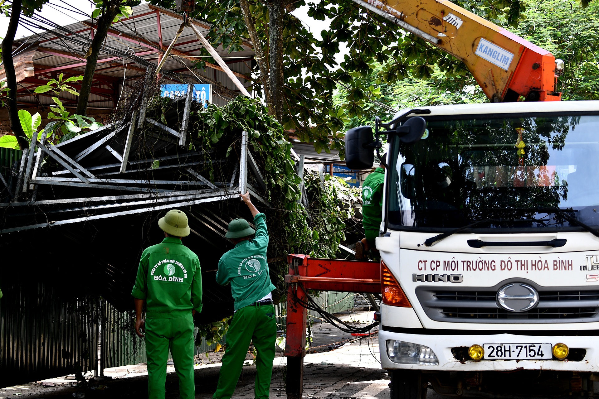 sap nha vi sat lo o Hoa Binh anh 19