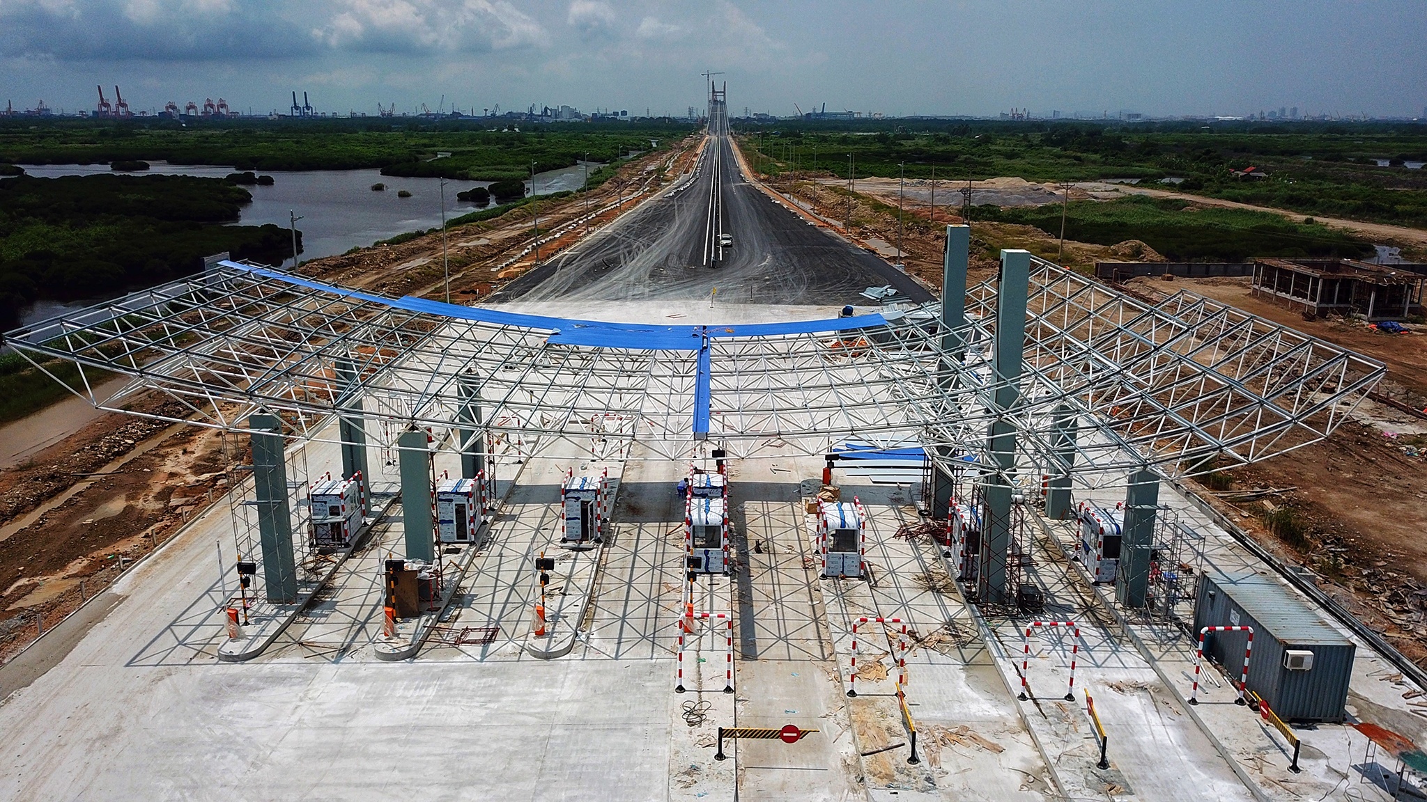 cầu Bạch Đằng trước ngày khánh thành ảnh 12 cau Bach Dang truoc ngay khanh thanh anh 12