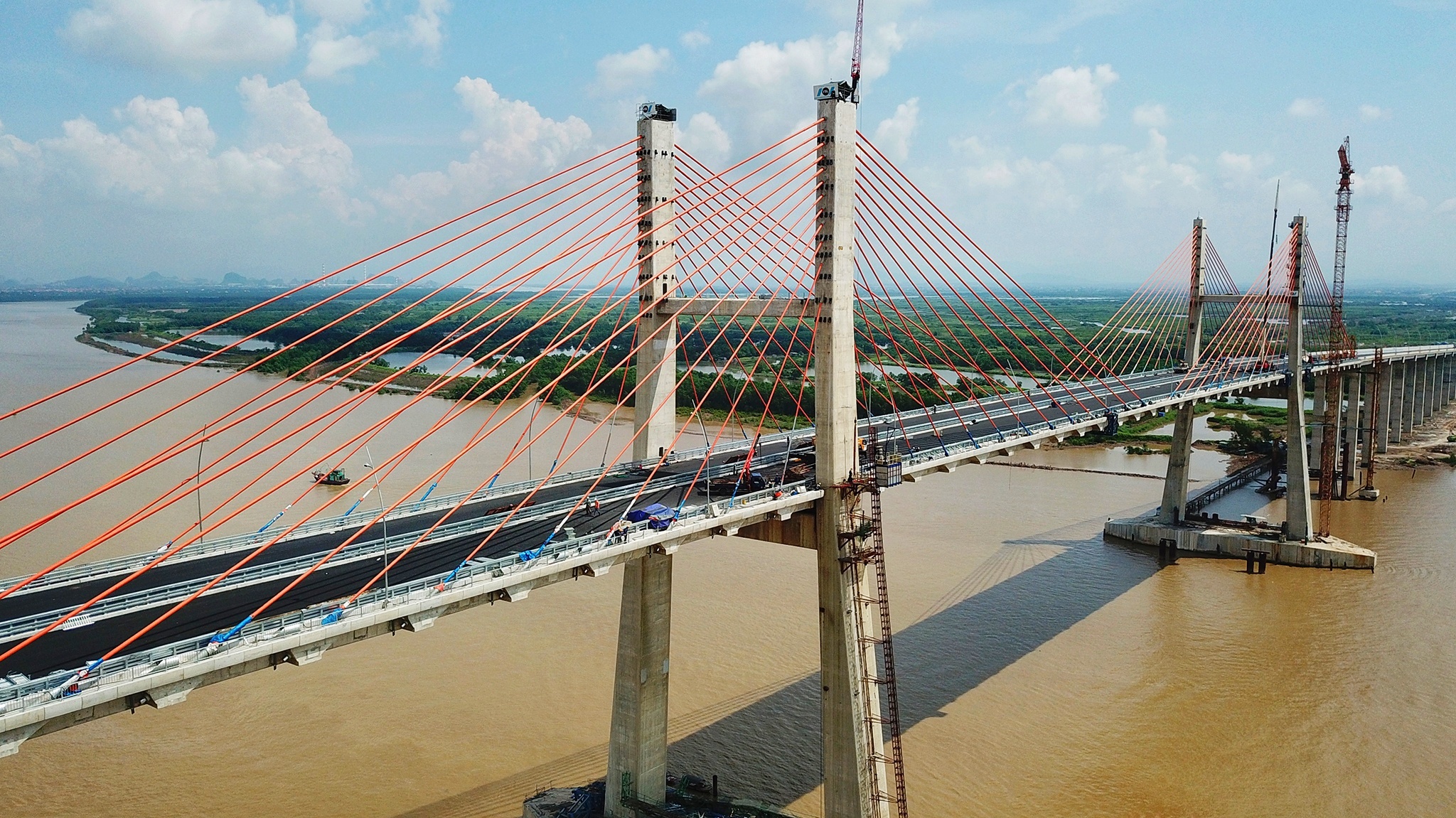 cầu Bạch Đằng trước ngày khánh thành ảnh 6 cau Bach Dang truoc ngay khanh thanh anh 6