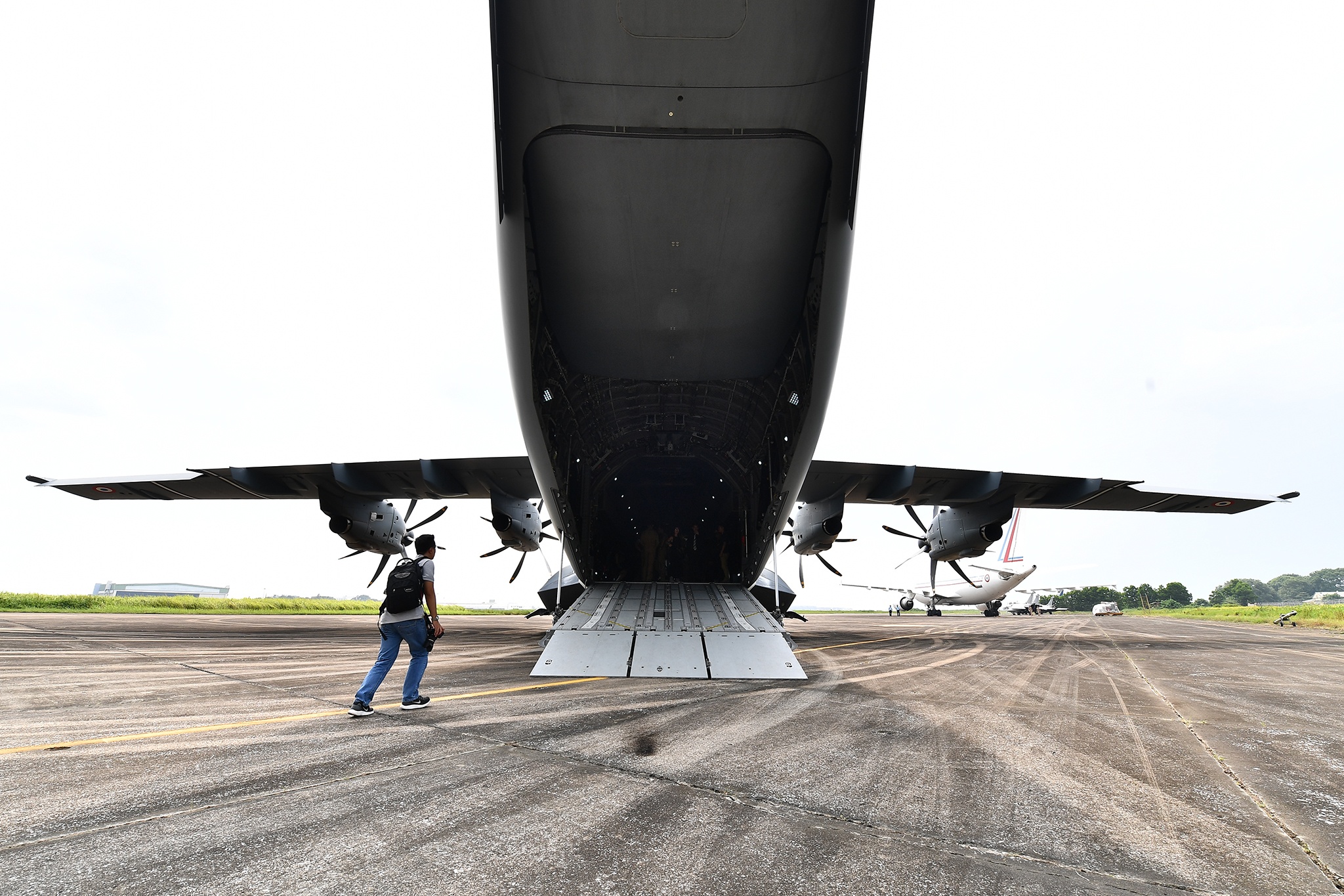 máy bay A400M bay thử tại Hà Nội ảnh 8 may bay A400M bay thu tai Ha Noi anh 8