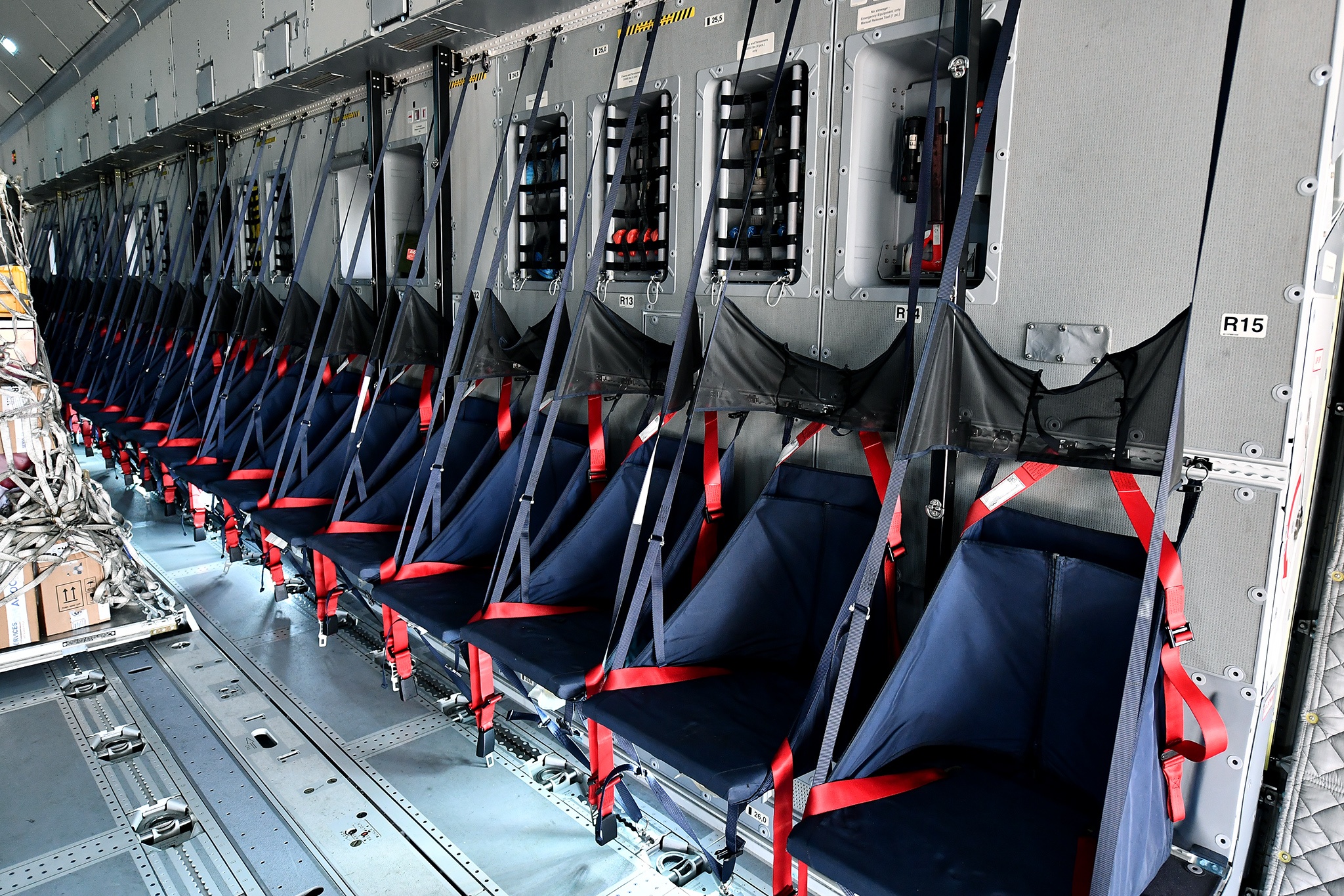 máy bay A400M bay thử tại Hà Nội ảnh 11 may bay A400M bay thu tai Ha Noi anh 11