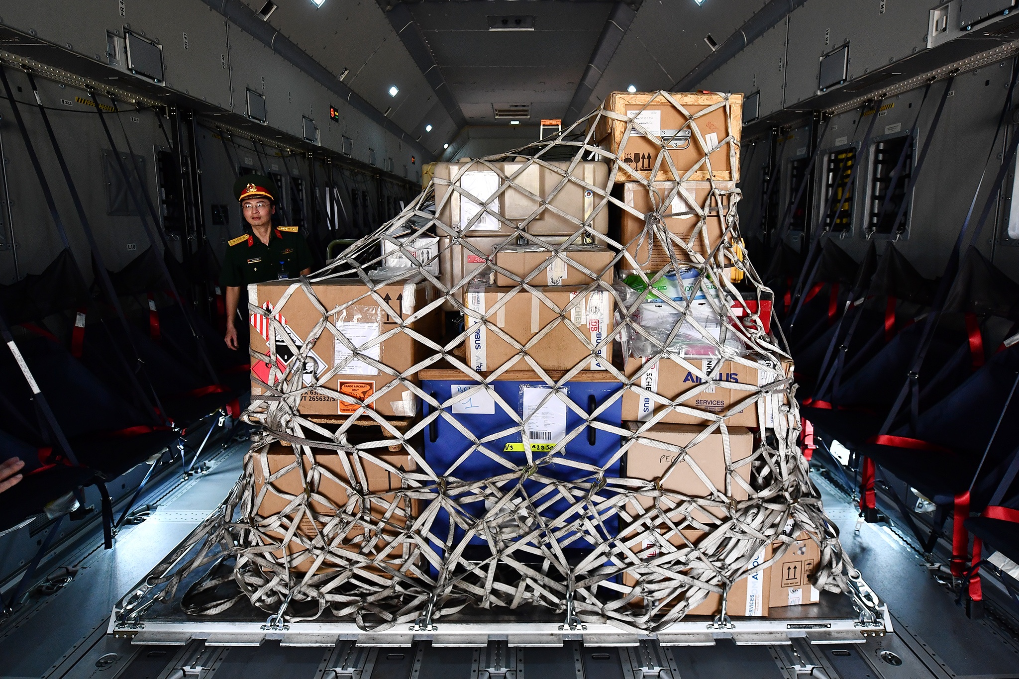 máy bay A400M bay thử tại Hà Nội ảnh 12 may bay A400M bay thu tai Ha Noi anh 12