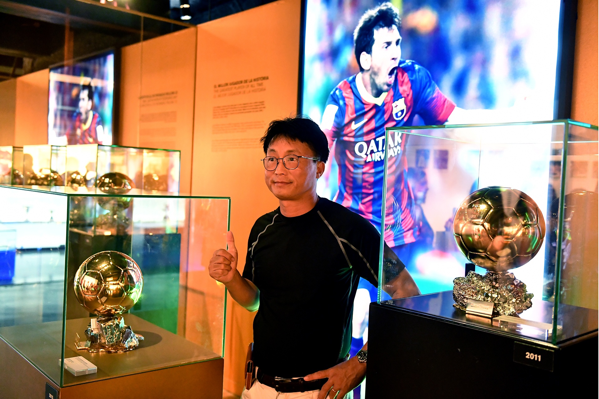 san van dong Nou Camp va Bernabeu anh 17