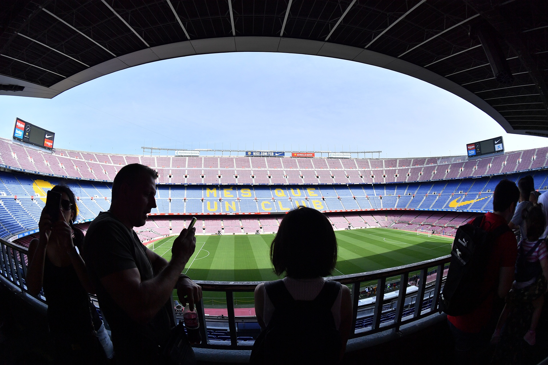 du lich Tay Ban Nha va mien Nam nuoc Phap anh 32