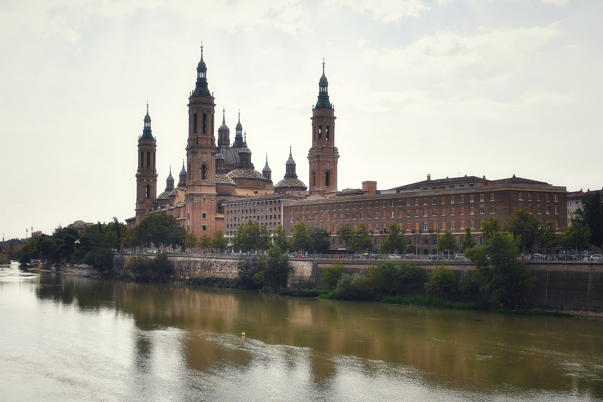 du lich Tay Ban Nha va mien Nam nuoc Phap anh 20