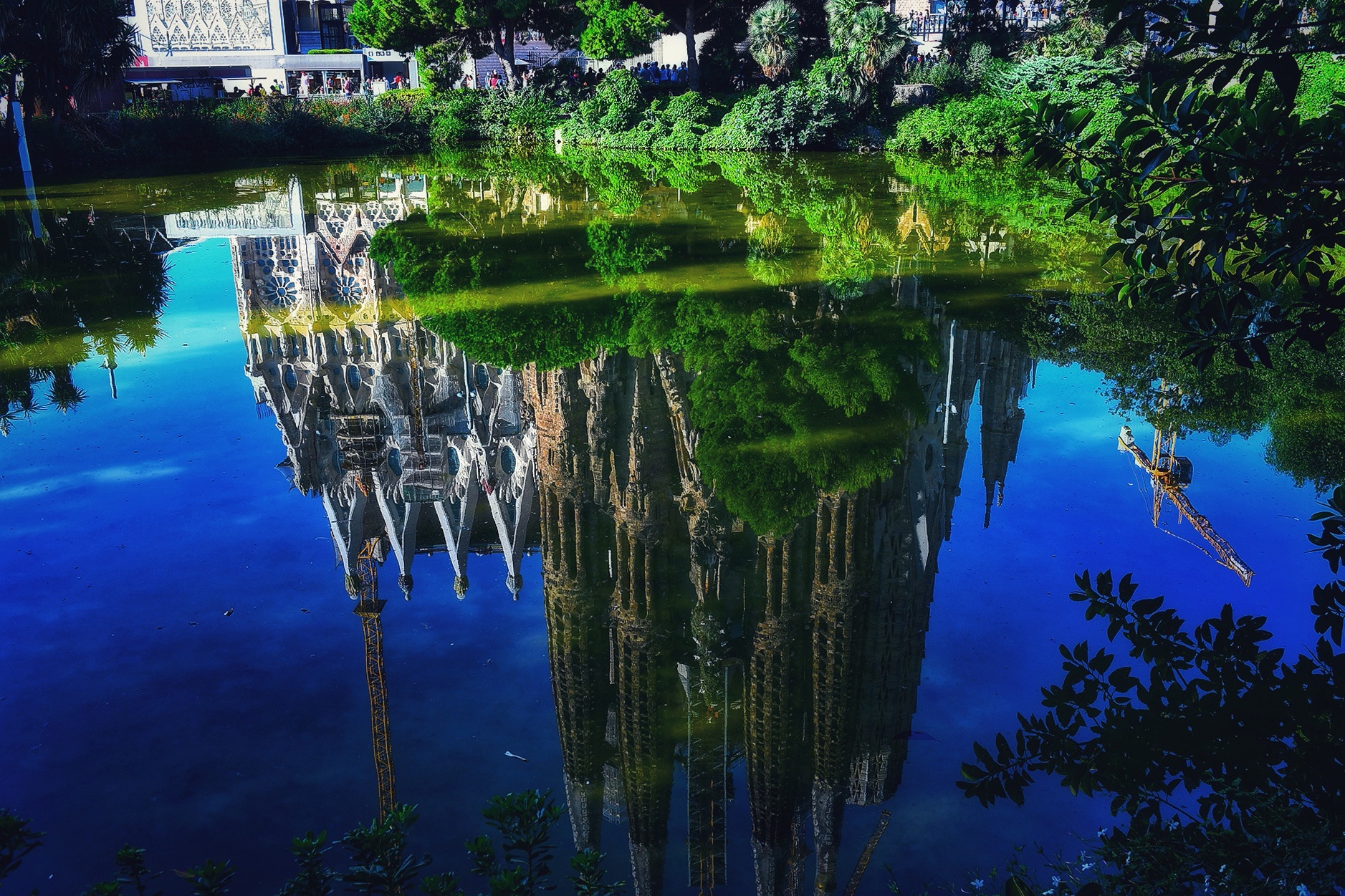 du lich Tay Ban Nha va mien Nam nuoc Phap anh 28