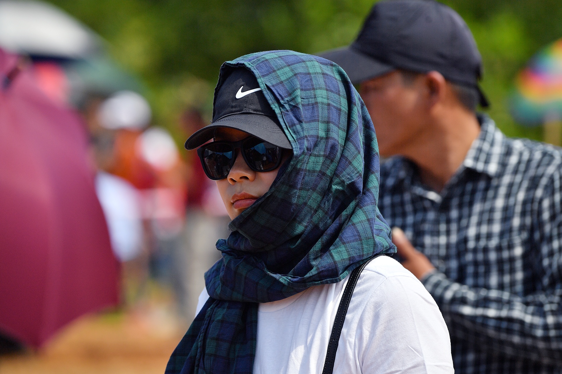 doi nang xem dua o to dia hinh anh 6