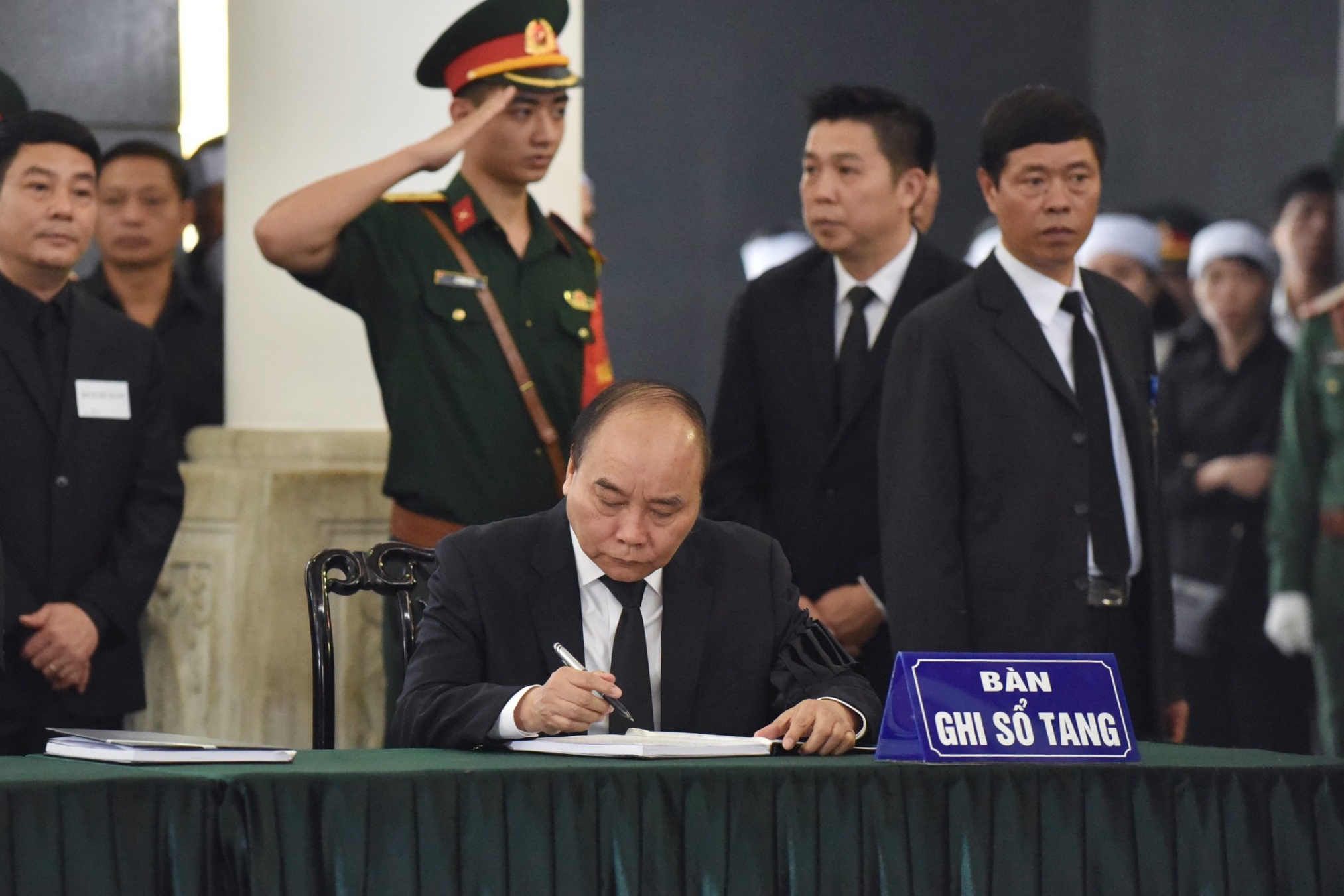 le vieng nguyen tong bi thu Do Muoi anh 8