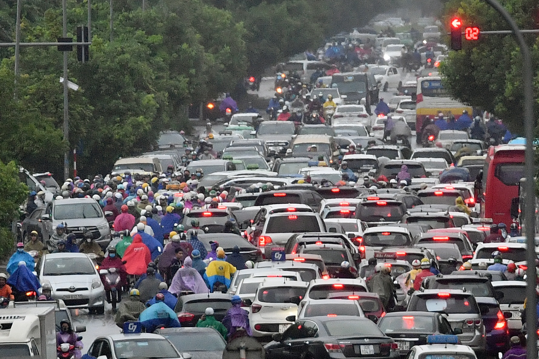 un tac trong mua ret anh 8