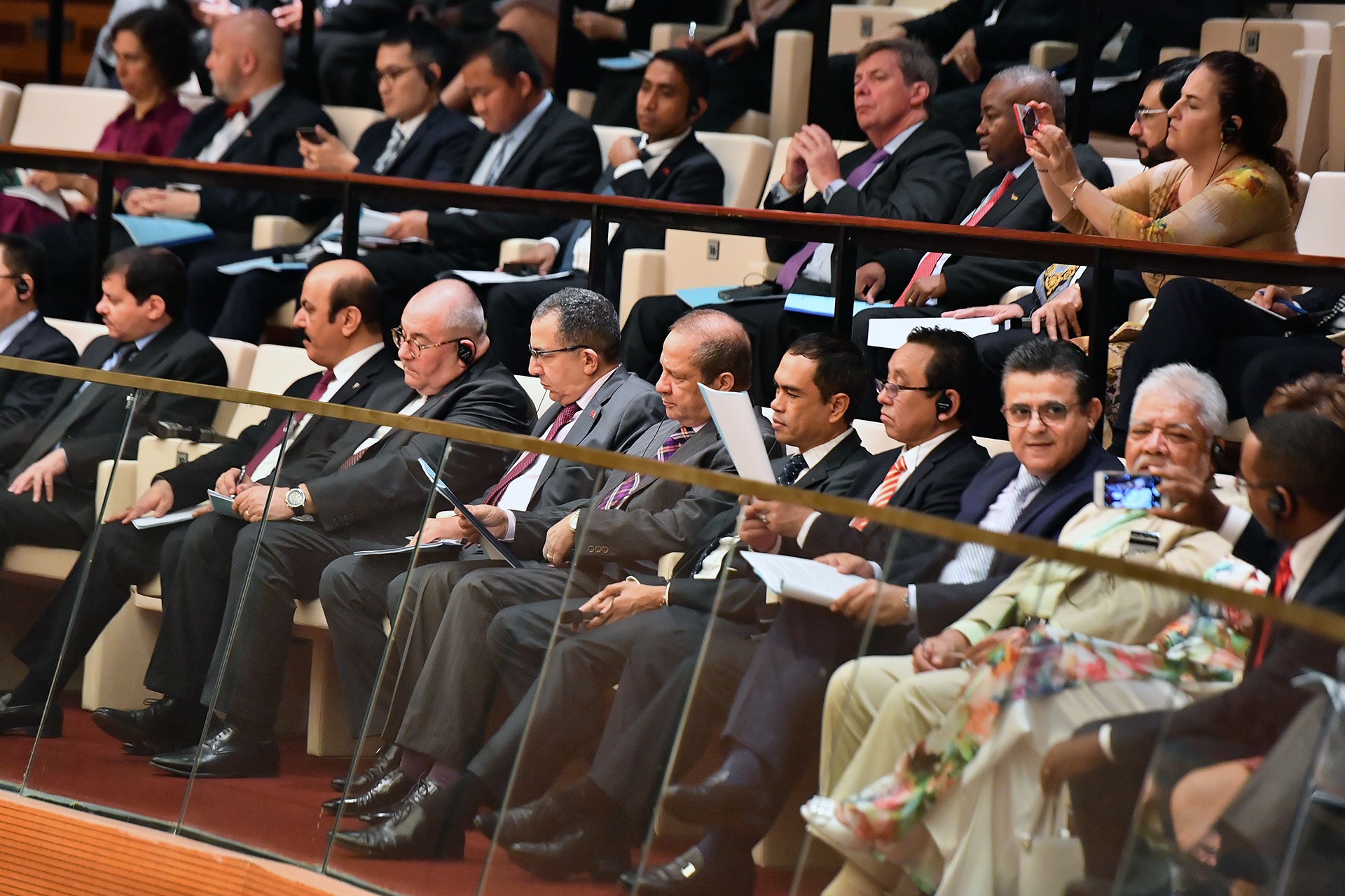 ky hop thu 6 Quoc hoi khoa 14 anh 11