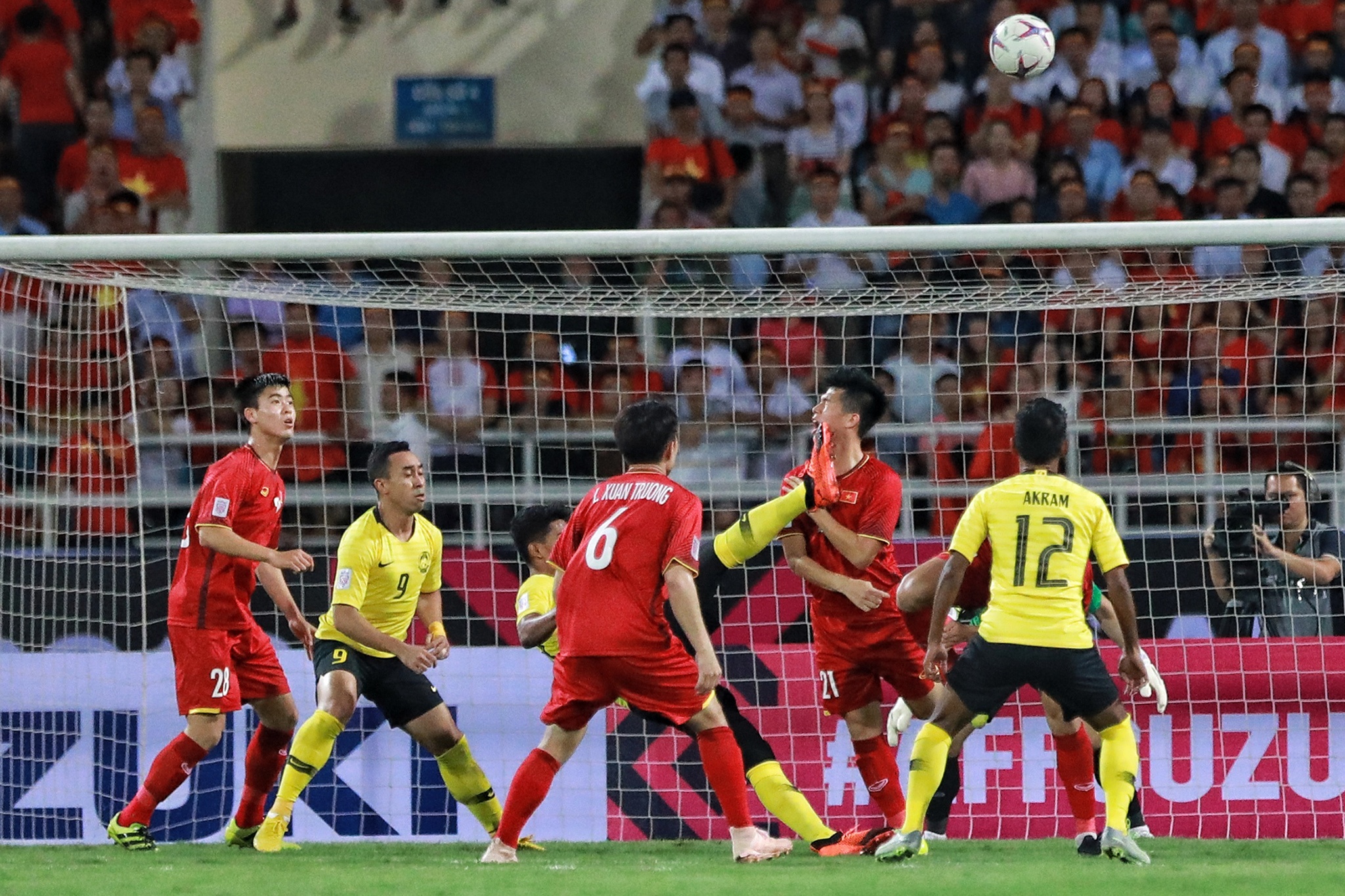 Tuyen Viet Nam gap tuyen Malaysia AFF Cup anh 22