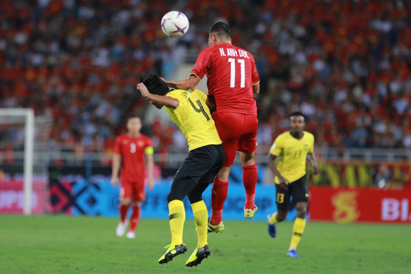 Tuyen Viet Nam gap tuyen Malaysia AFF Cup anh 25