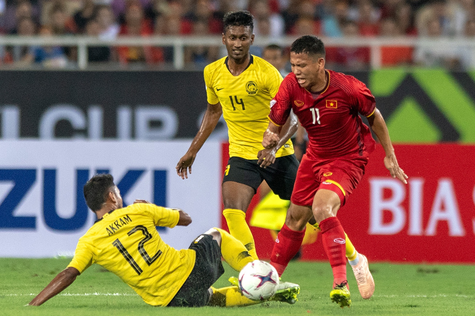 Tuyen Viet Nam gap tuyen Malaysia AFF Cup anh 11