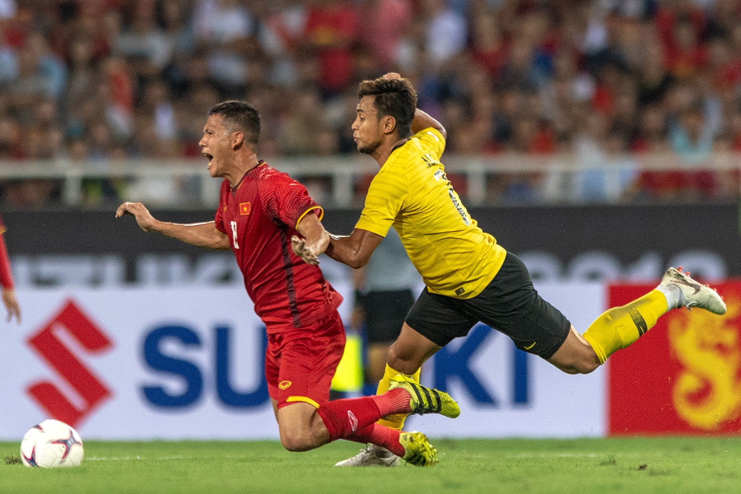 Tuyen Viet Nam gap tuyen Malaysia AFF Cup anh 14