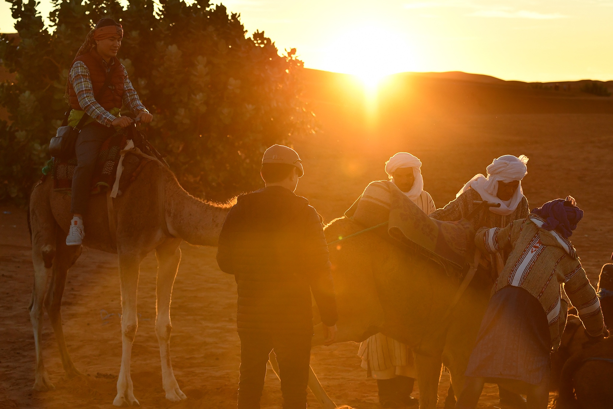 cuoi lac da o sa mac Sahara anh 10
