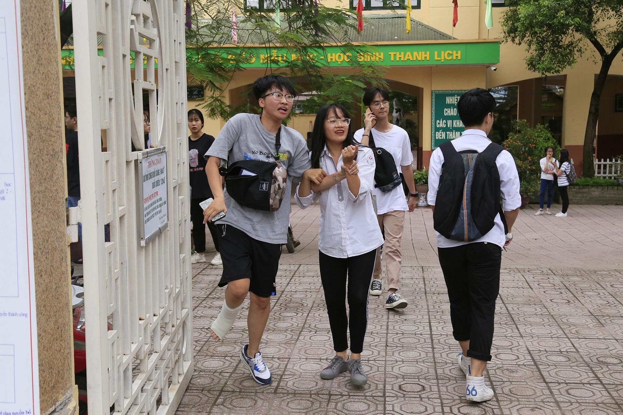 Lich thi THPT quoc gia 2019 anh 1