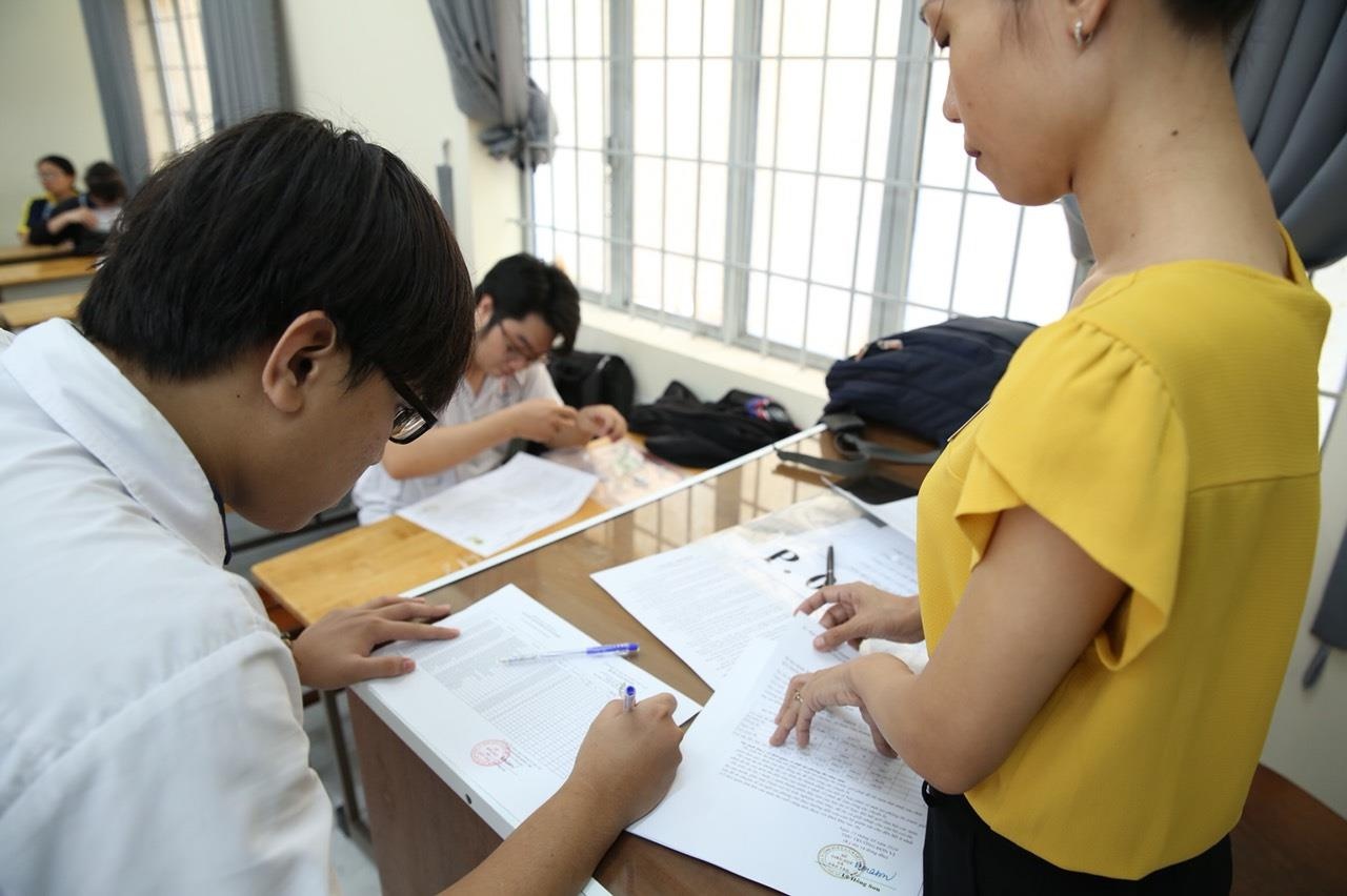 Lich thi THPT quoc gia 2019 anh 7