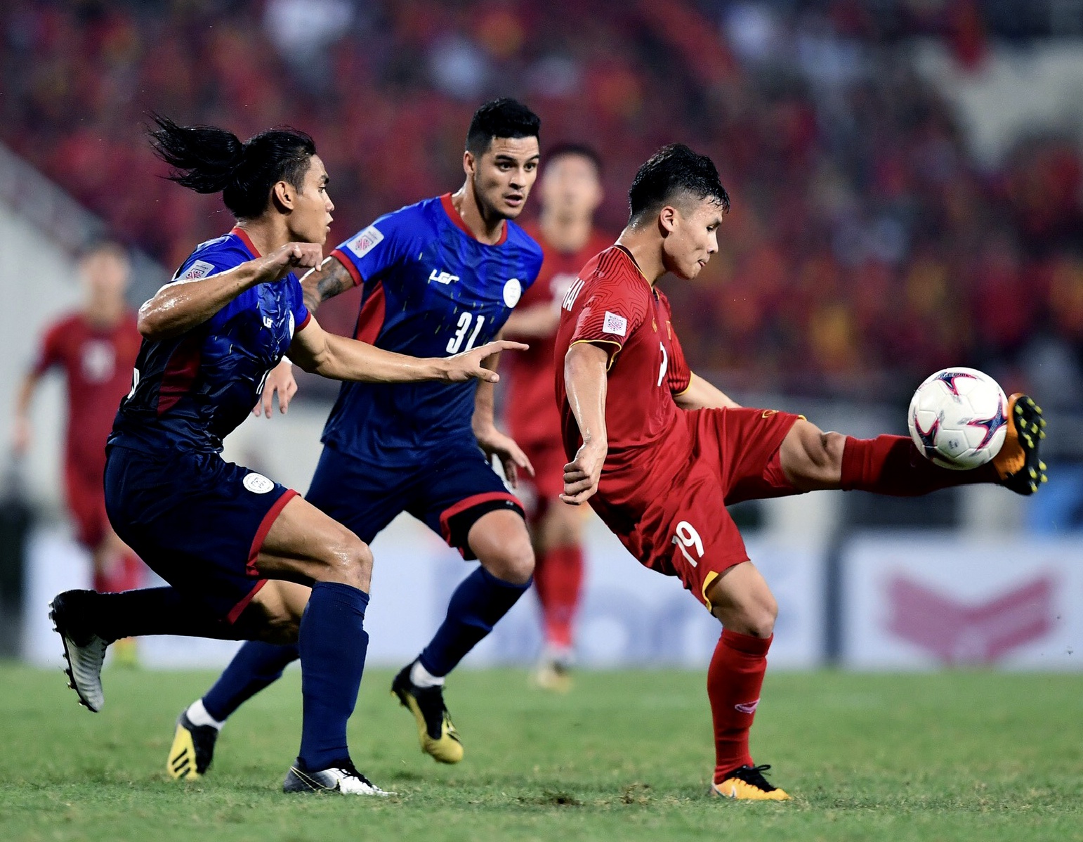 khoanh khac tran cau AFF Cup anh 5