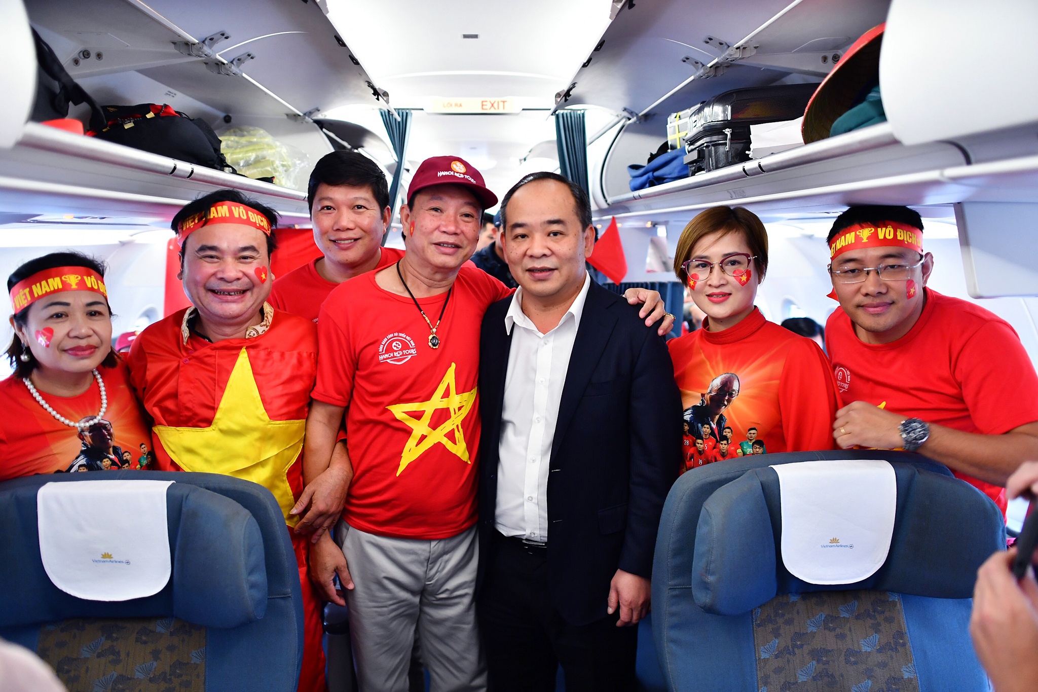 CDV sang Malaysia co vu AFF Cup anh 13