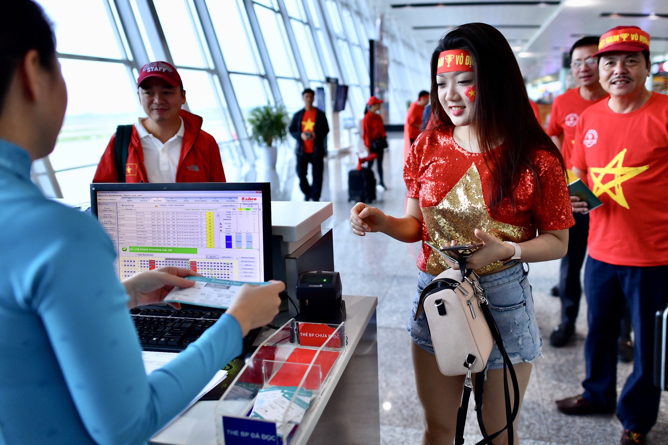 CDV sang Malaysia co vu AFF Cup anh 9