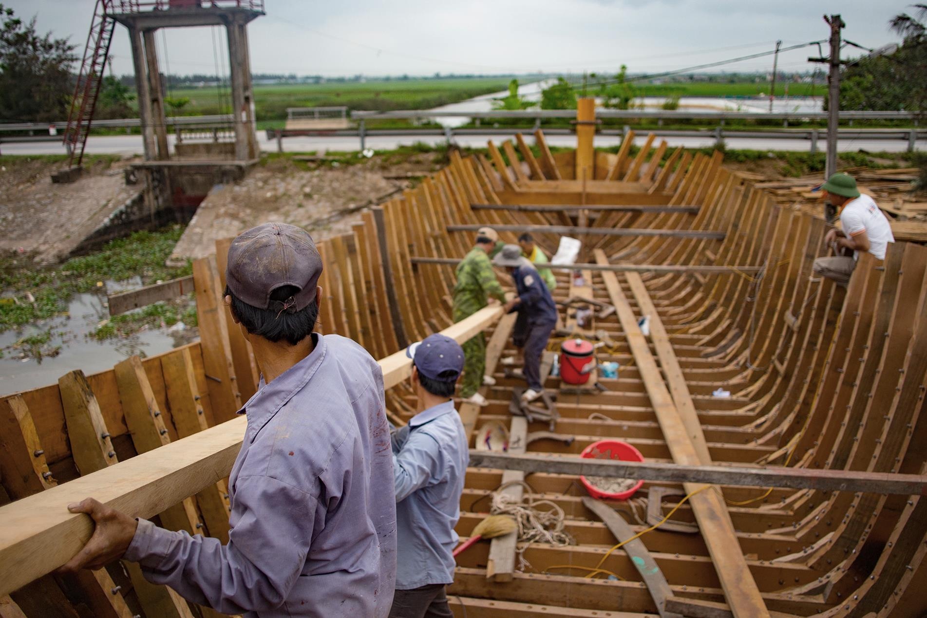 nghề đóng tàu đi biển ở Nam Định ảnh 7 nghe dong tau di bien o Nam Dinh anh 7