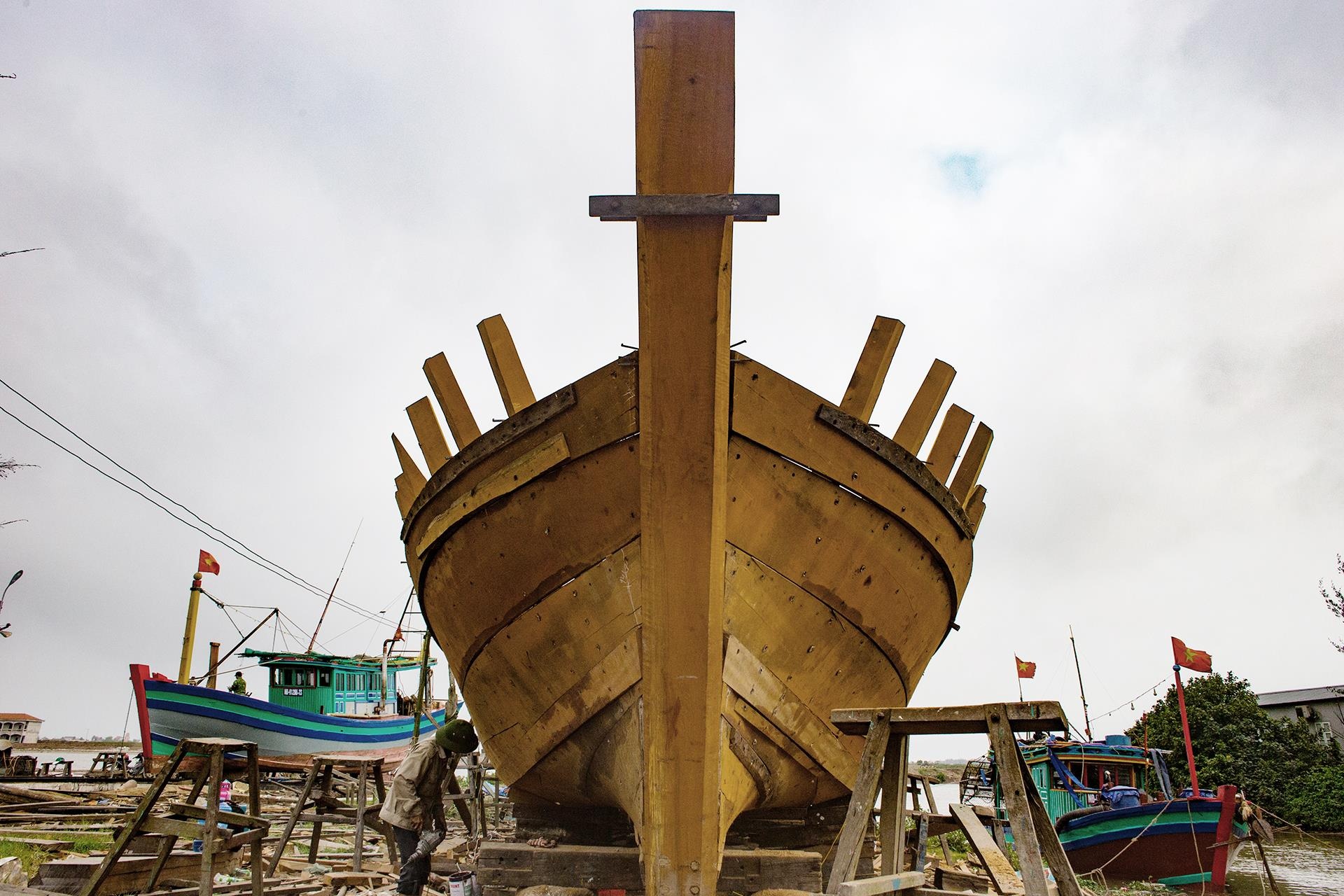 nghề đóng tàu đi biển ở Nam Định ảnh 9 nghe dong tau di bien o Nam Dinh anh 9