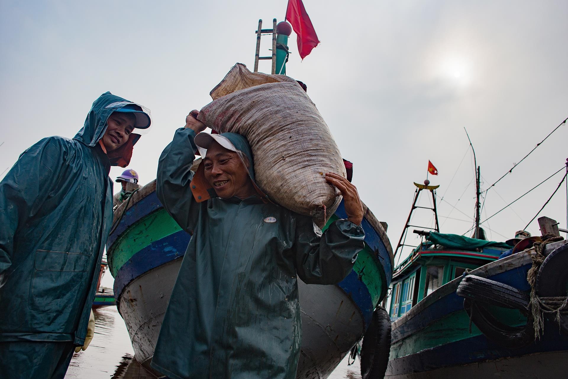 nghề đóng tàu đi biển ở Nam Định ảnh 22 nghe dong tau di bien o Nam Dinh anh 22