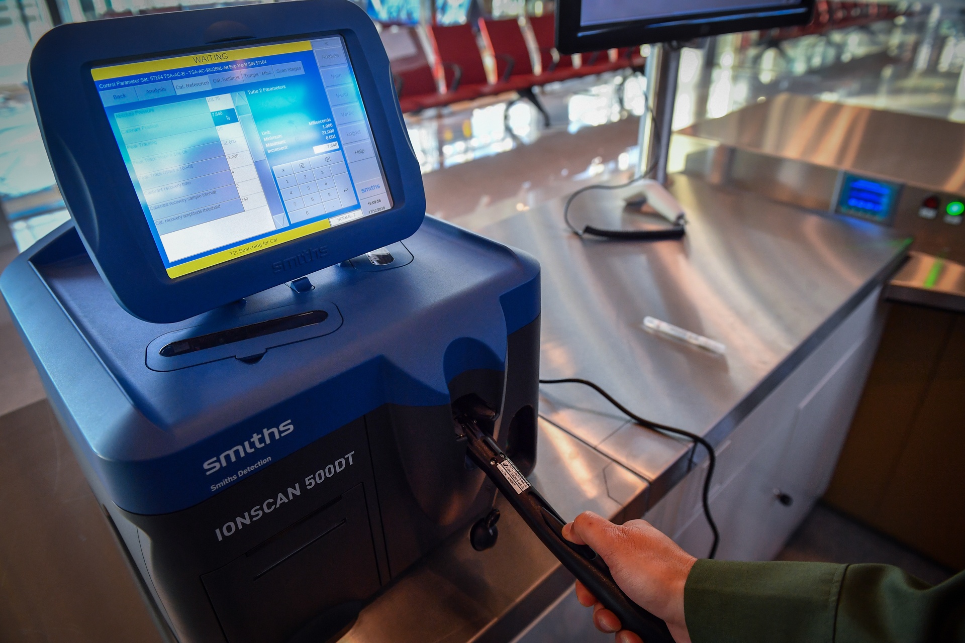 Cang hang khong san bay Van Don o Quang Ninh anh 36