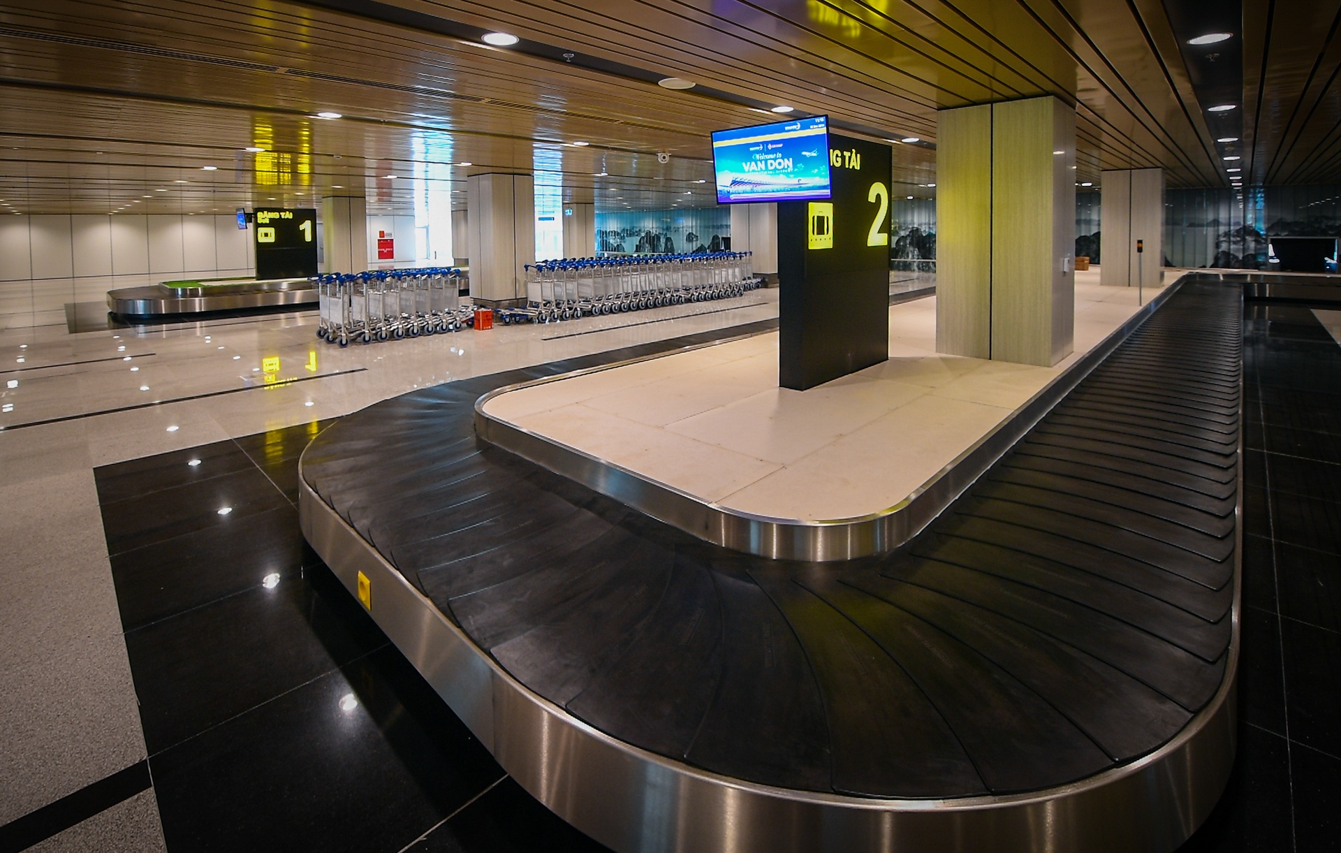 Cang hang khong san bay Van Don o Quang Ninh anh 31