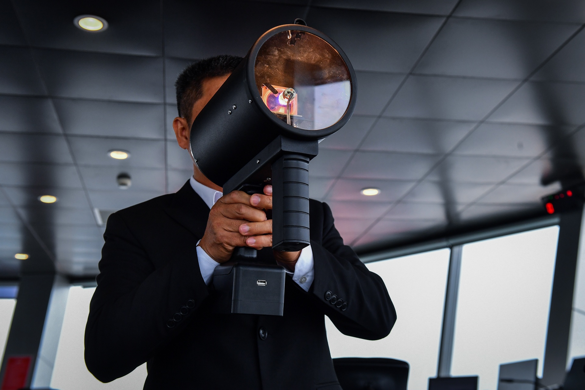 Cang hang khong san bay Van Don o Quang Ninh anh 42