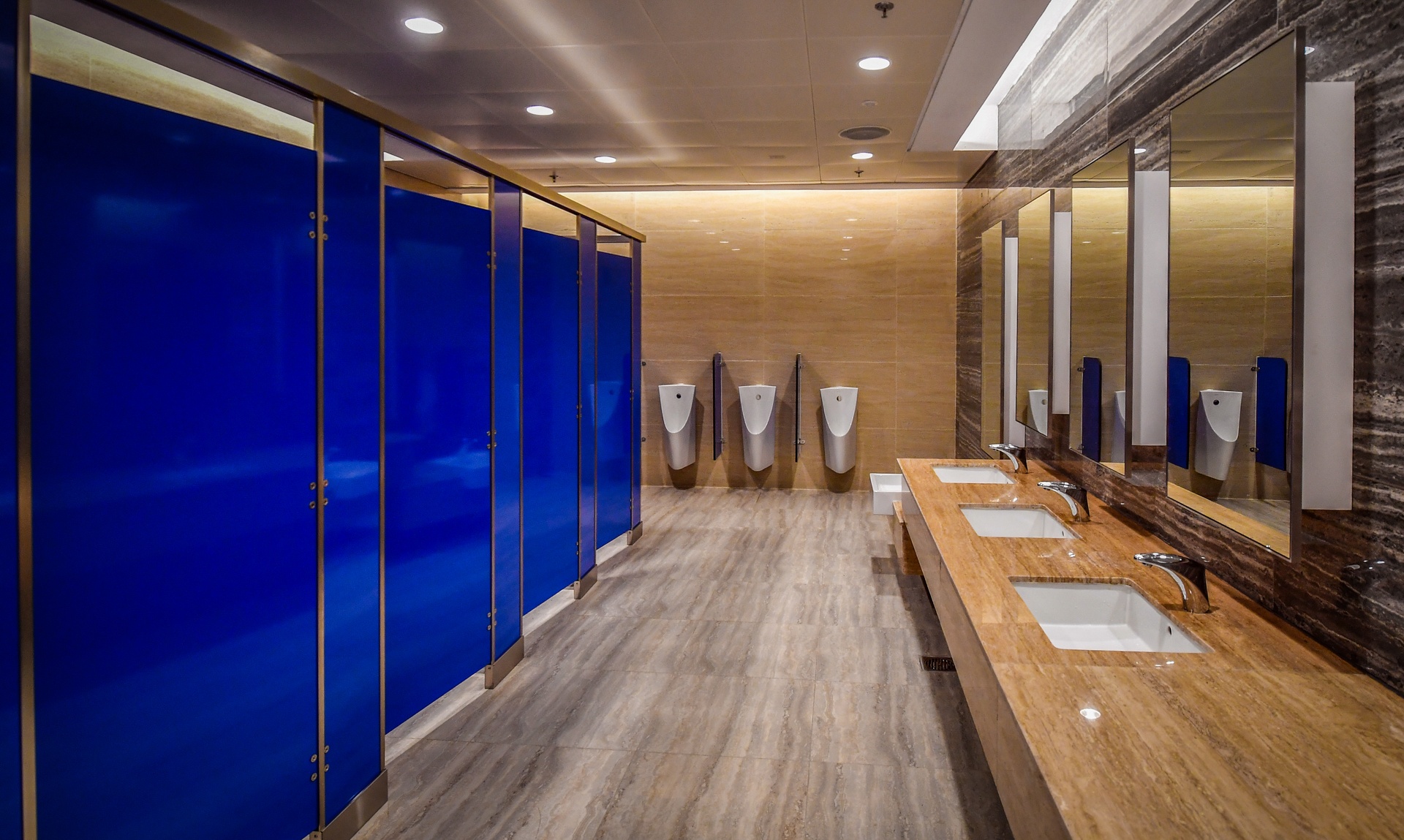 Cang hang khong san bay Van Don o Quang Ninh anh 22