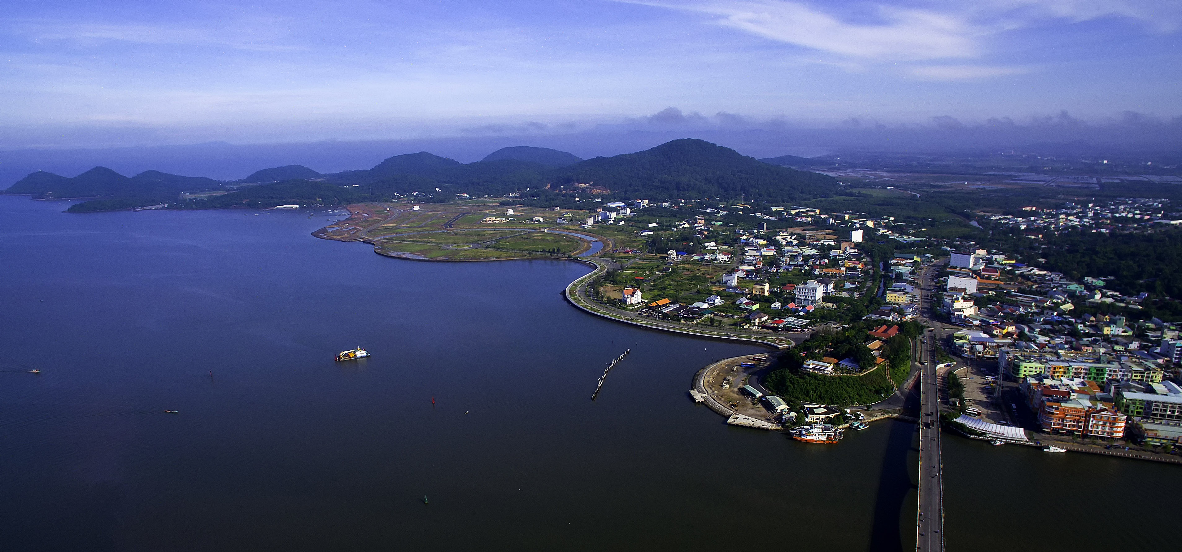 thanh pho Ha Tien anh 2