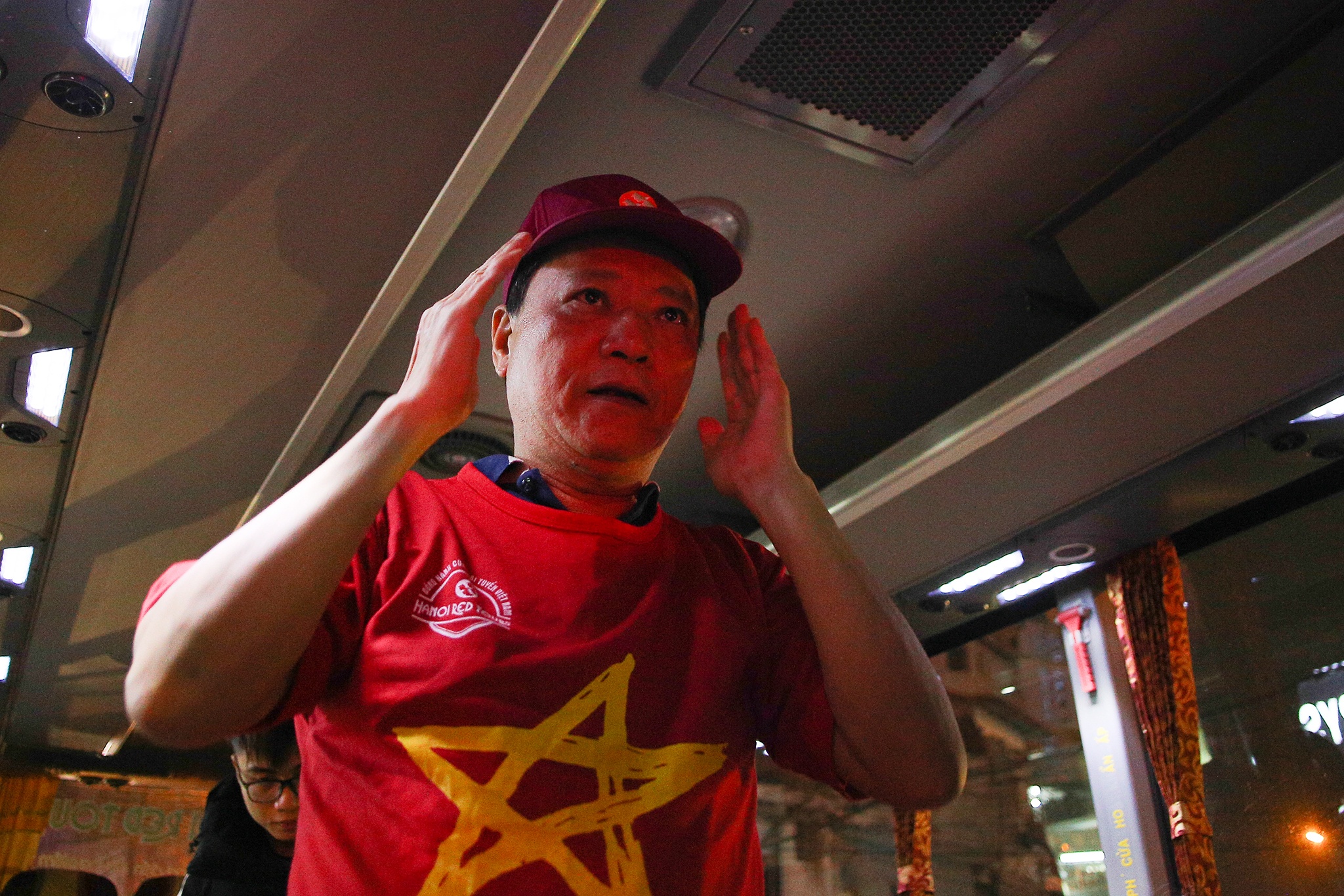 co dong vien sang UAE co vu tuyen Viet Nam anh 1