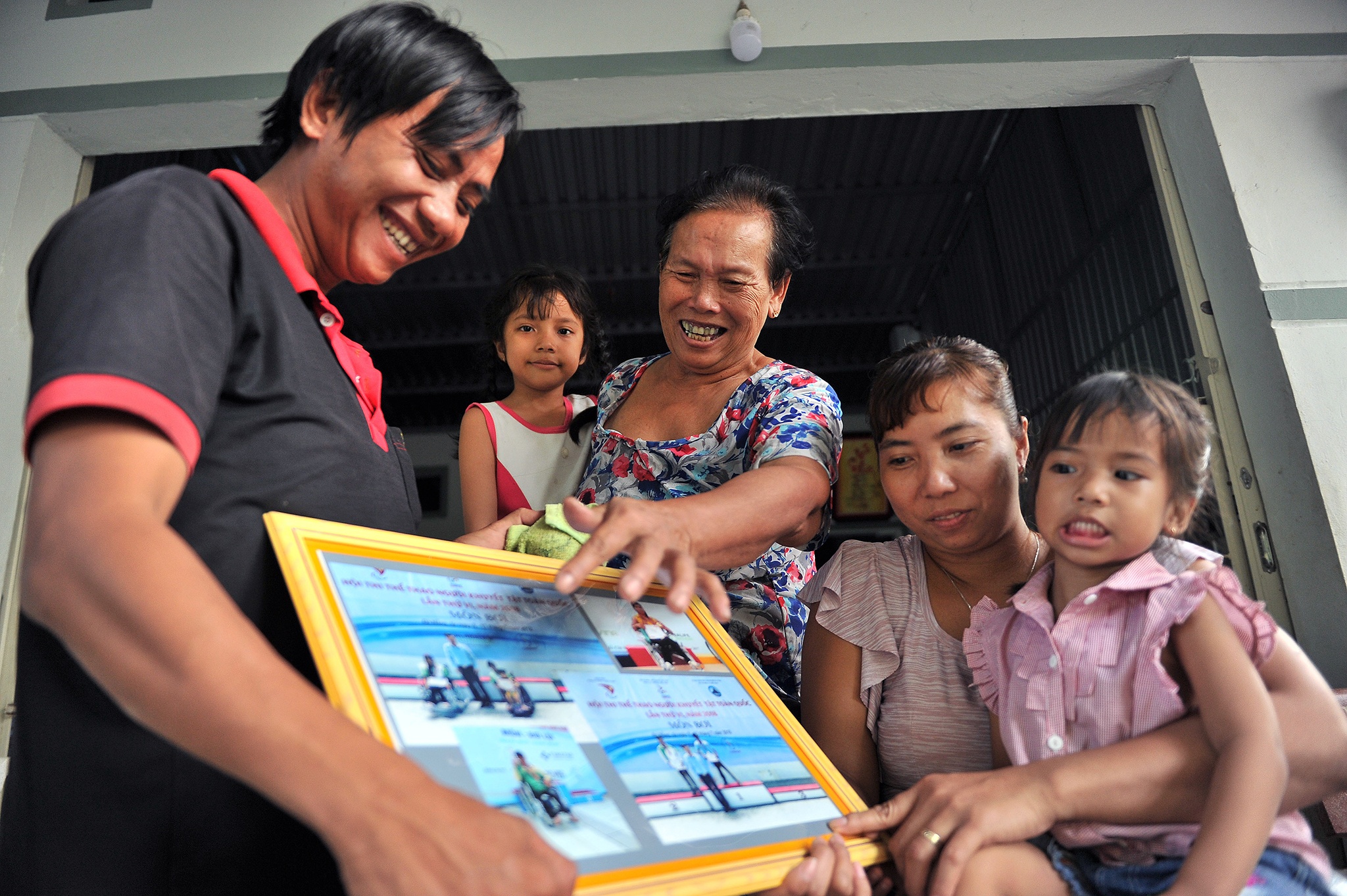 vo chong khuyet tat doat 50 huy chuong boi loi anh 25