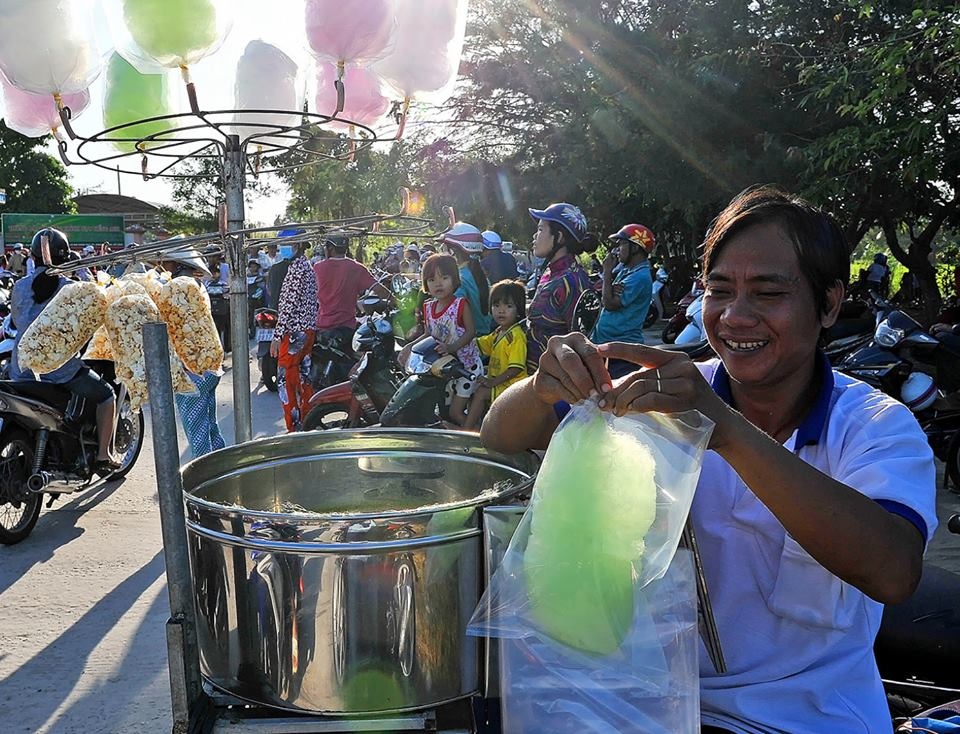 Cuoc song vo chong VDV o mien Tay doat 50 huy chuong boi loi hinh anh