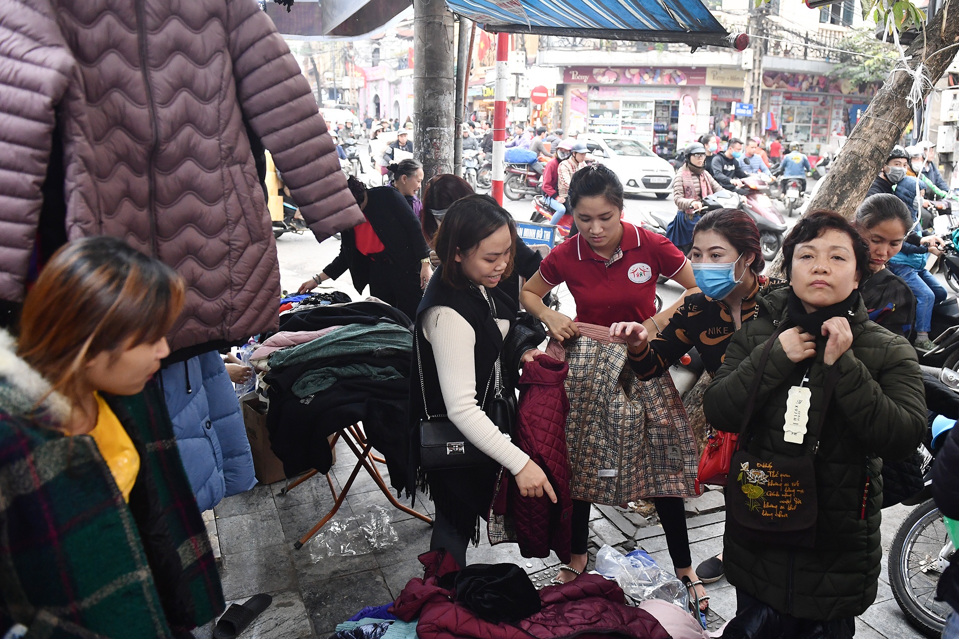 mua sam sale via he anh 10