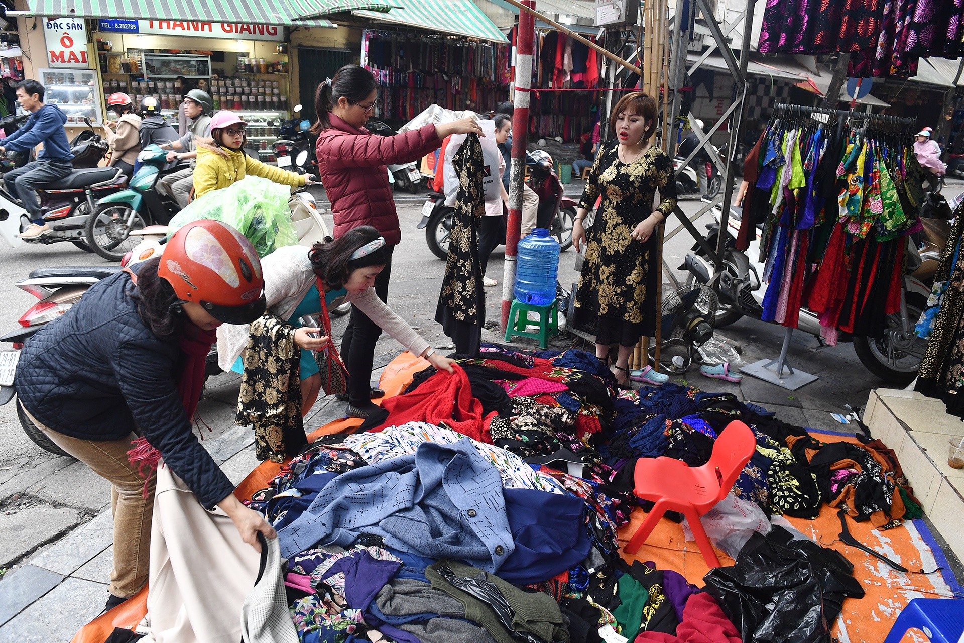 mua sam sale via he anh 11