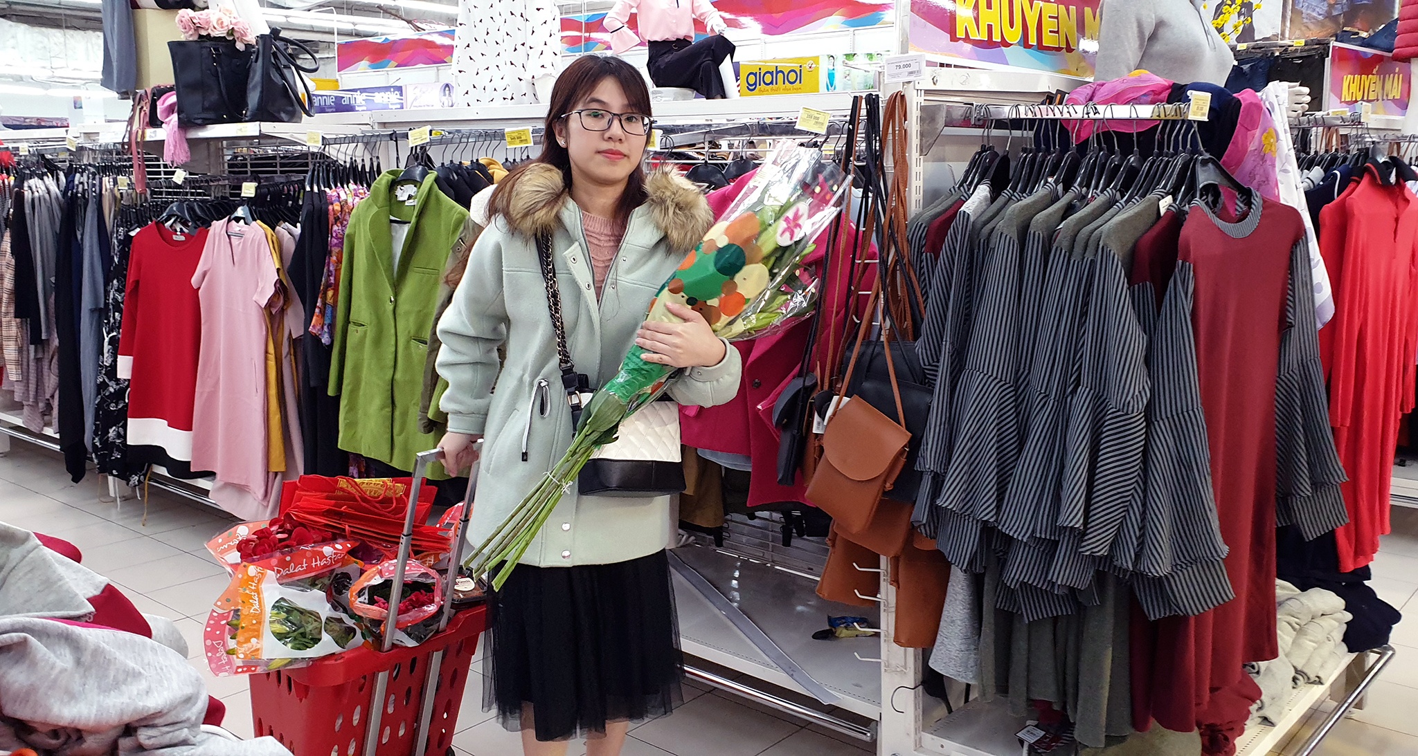 sam Tet o sieu thi ngay dau nghi le anh 9